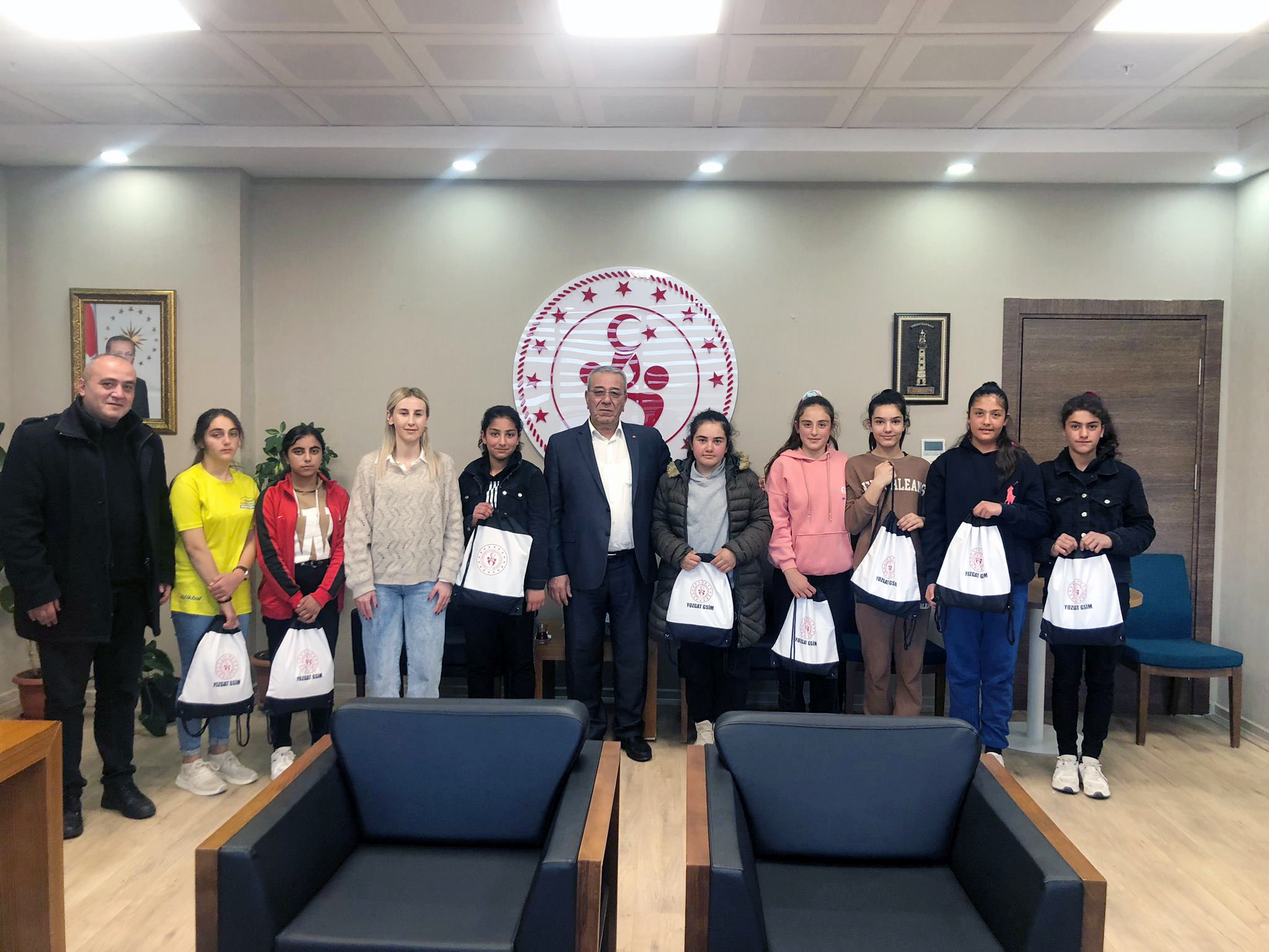 Yozgat Gençlik ve Spor İl Müdürü Rasim Parlak, Yıldız Kızlar