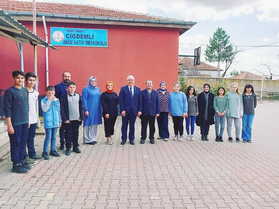 Yozgat İl Milli Eğitim Müdürü Yusuf Yazıcı, okul ziyaretleri kapsamında