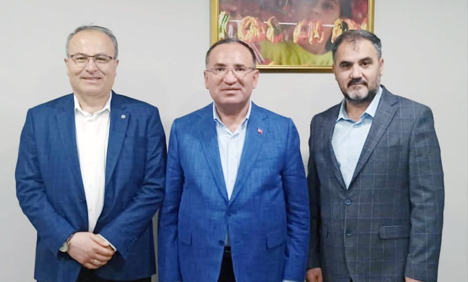 Memur Sen ve Eğitim Bir Sen Yozgat Şube Başkanı Kenan