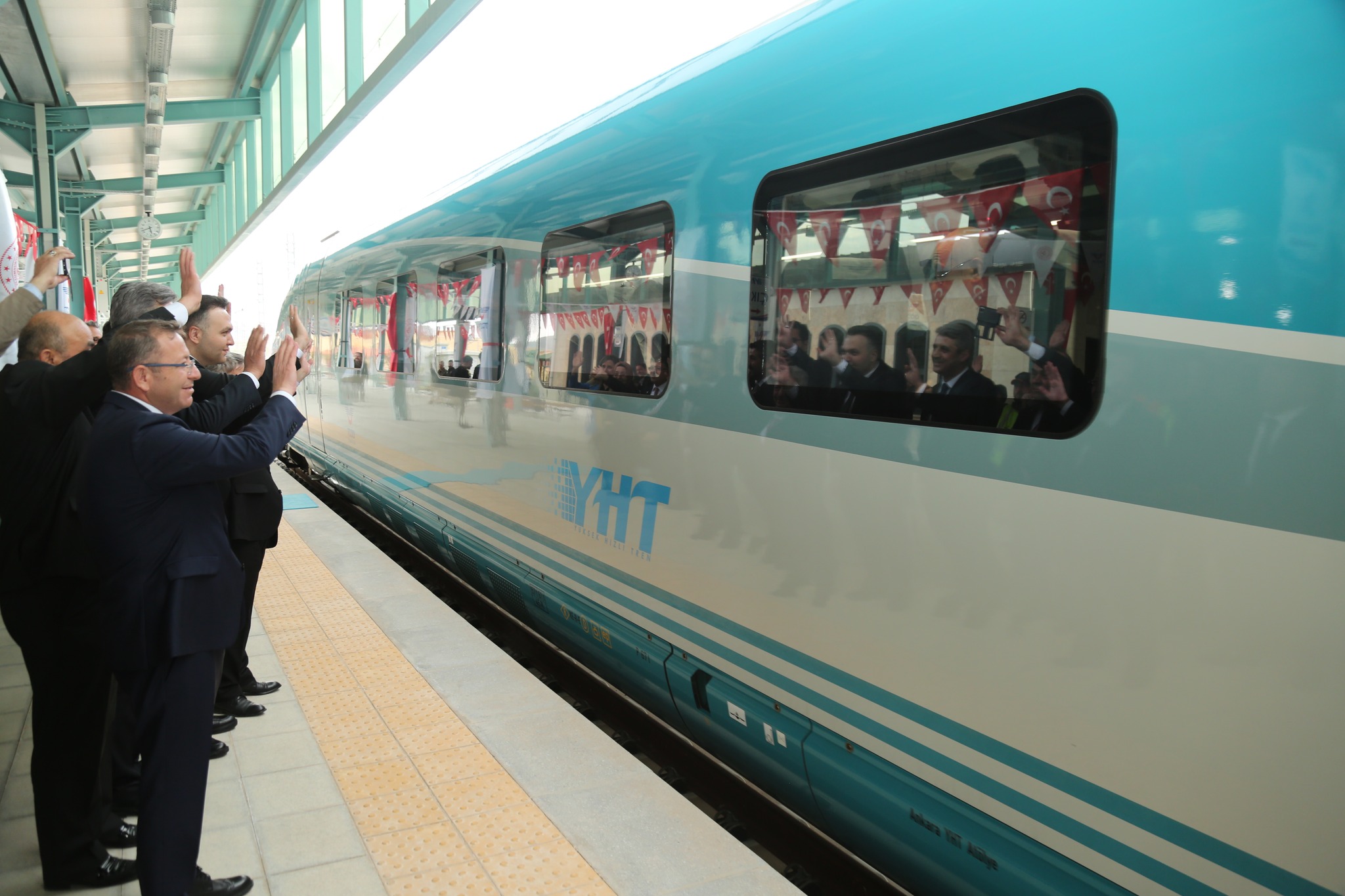 Yozgat Valisi Ziya Polat, geçtiğimiz günlerde hizmete açılan Ankara, Kırıkkale,