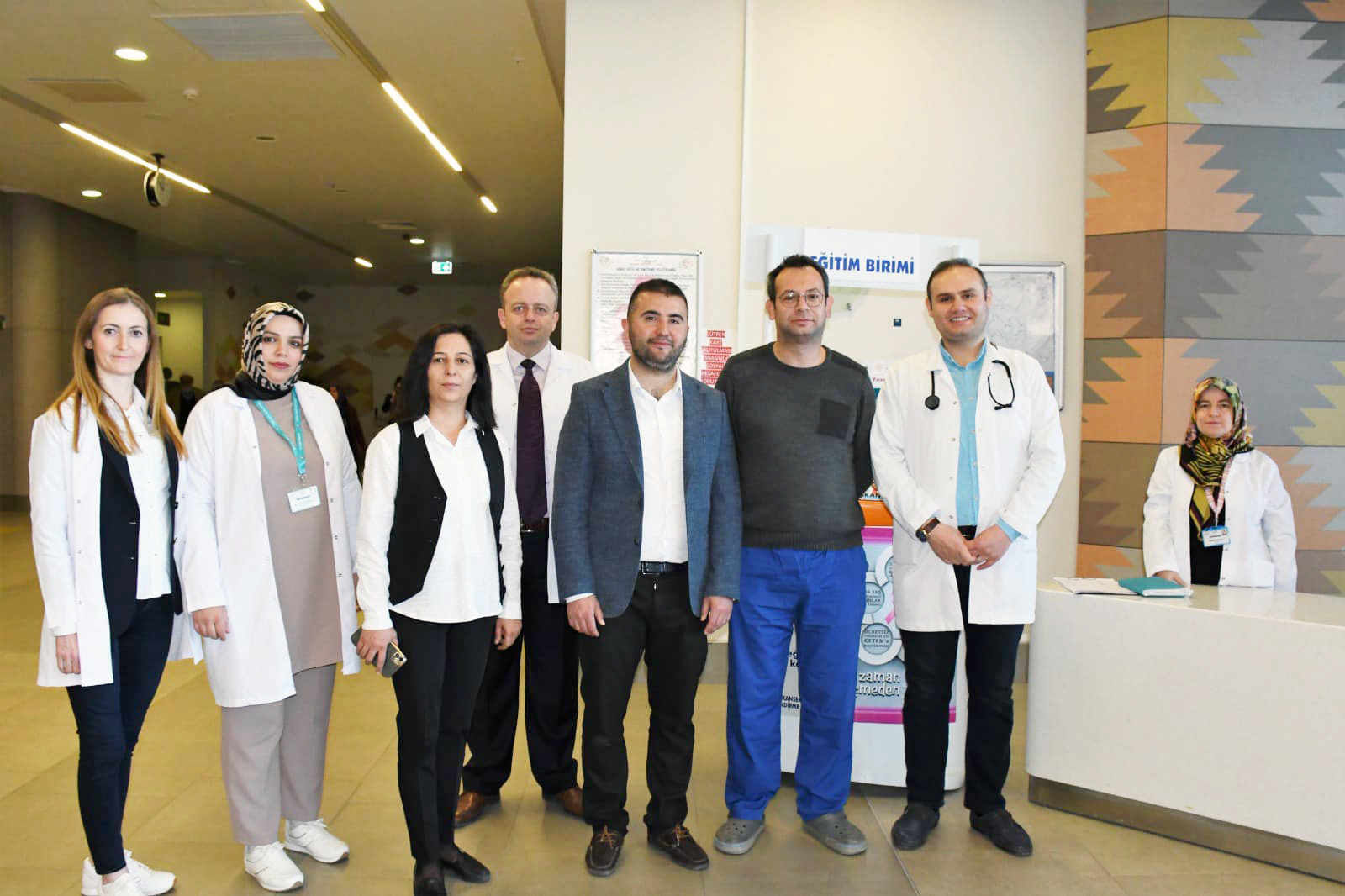 Çağımızın hastalığı kansere karşı Yozgat Şehir Hastanesi poliklinikleri girişinde ‘Kanser