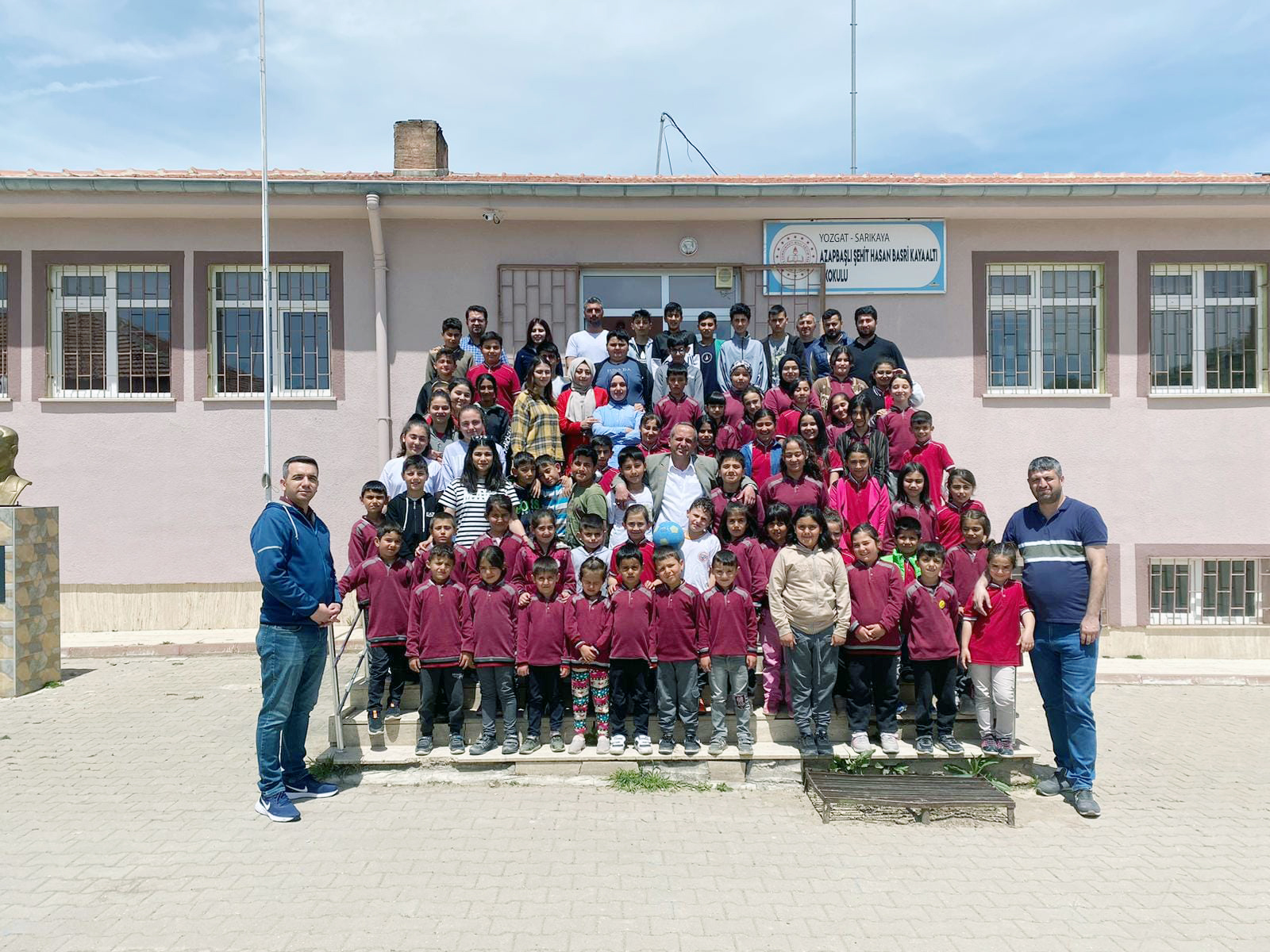 Sarıkaya İlçe Milli Eğitim Müdürü Cüneyt Yoldaş, TÜBİTAK 2204 B