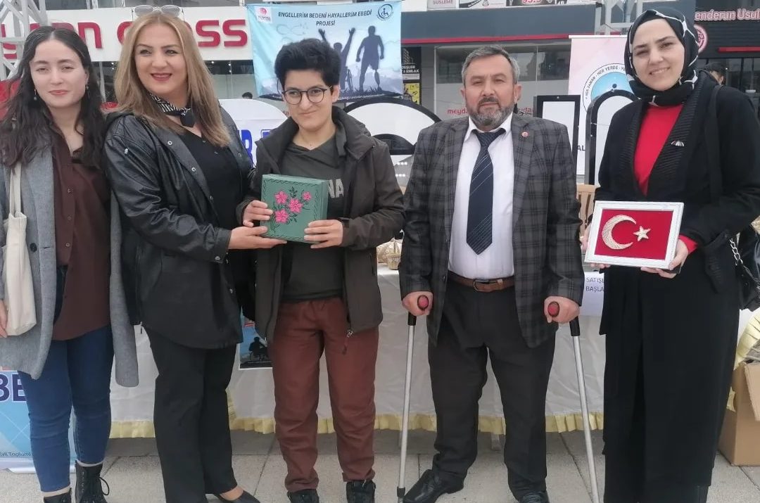 Sorgun ilçesinde ‘Engellerim Bedeni, Hayallerim Ebedi’ projesi kapsamında Halk Eğitim