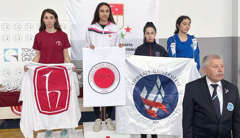 Üniversiteler arası Türkiye Kick-Boks müsabakalarına Yozgat Bozok Üniversitesi adına katılan