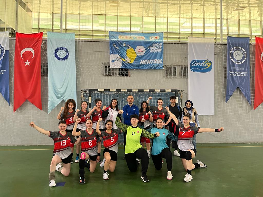 Türkiye Üniversite Sporları Federasyonu tarafından düzenlenen Kadın Hentbol Süper Ligi