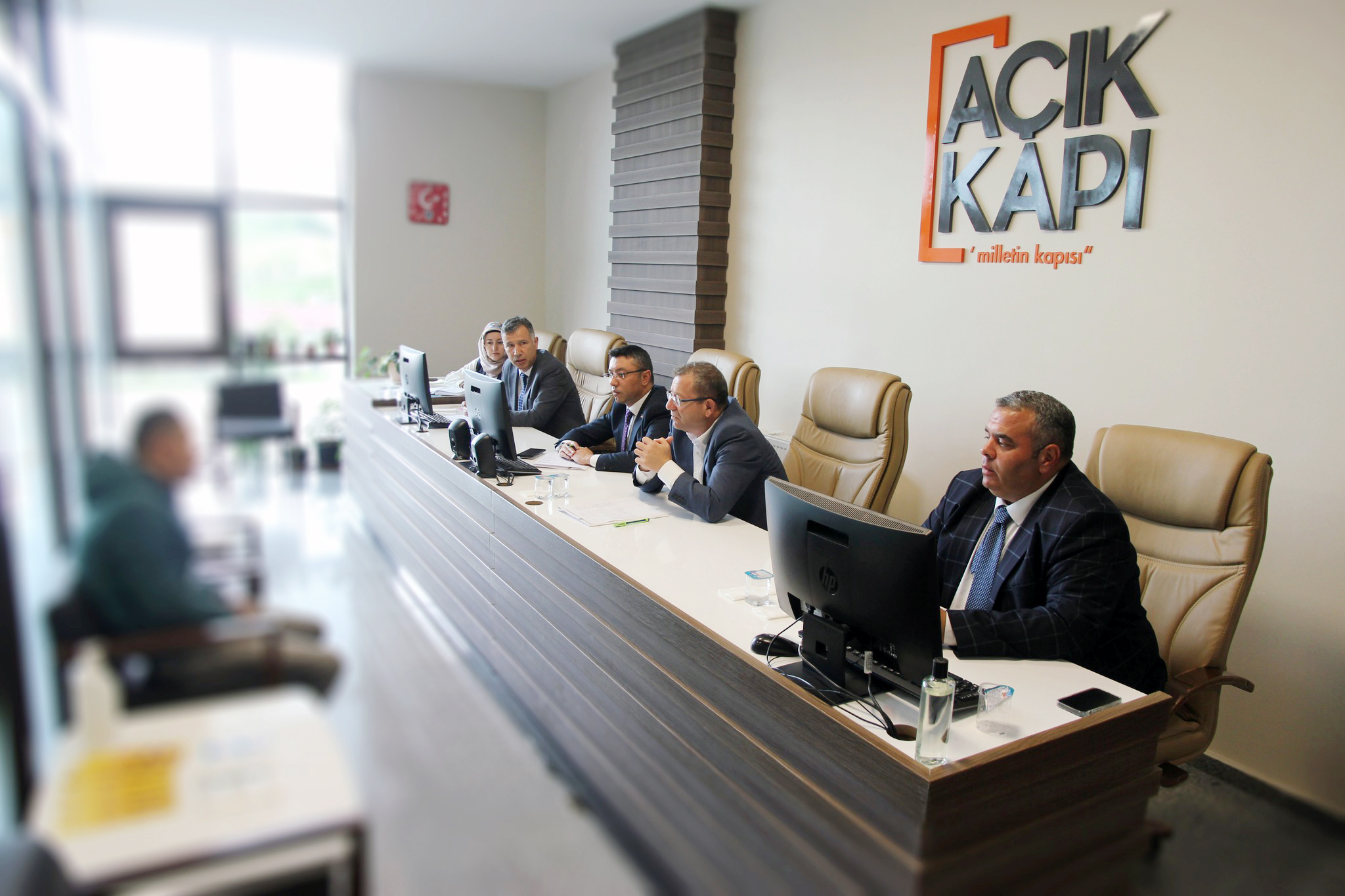 Yozgat Valisi Ziya Polat, her hafta düzenli olarak gerçekleştirdiği “Açık