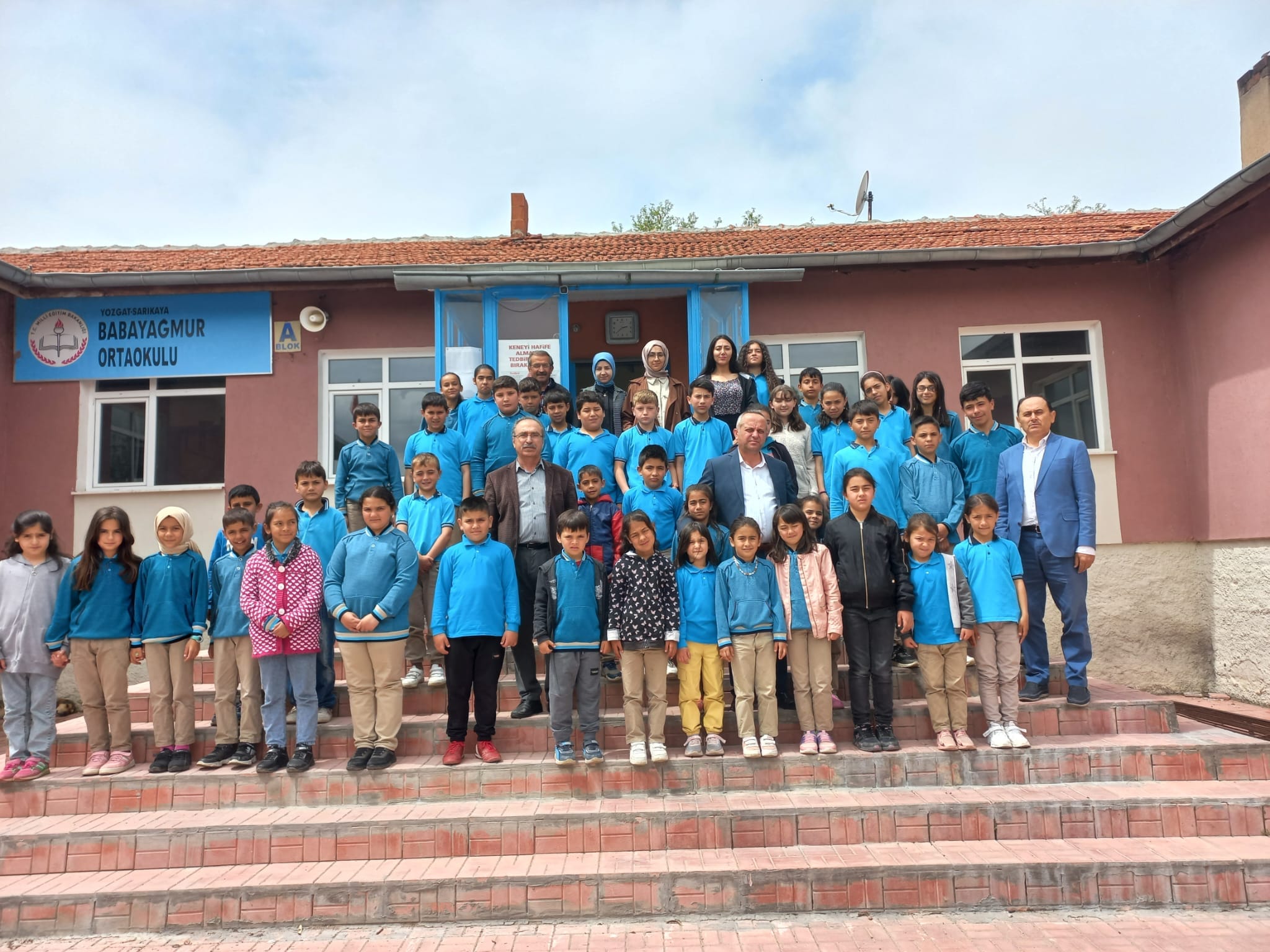 Sarıkaya İlçe Milli Eğitim Müdürümüz Cüneyt Yoldaş, Babayağmur İlköğretim okulunu