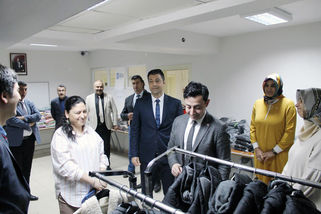 Yozgat Denetimli Serbestlik Müdürlüğü bünyesinde sosyal market kurularak açılışı yapıldı.