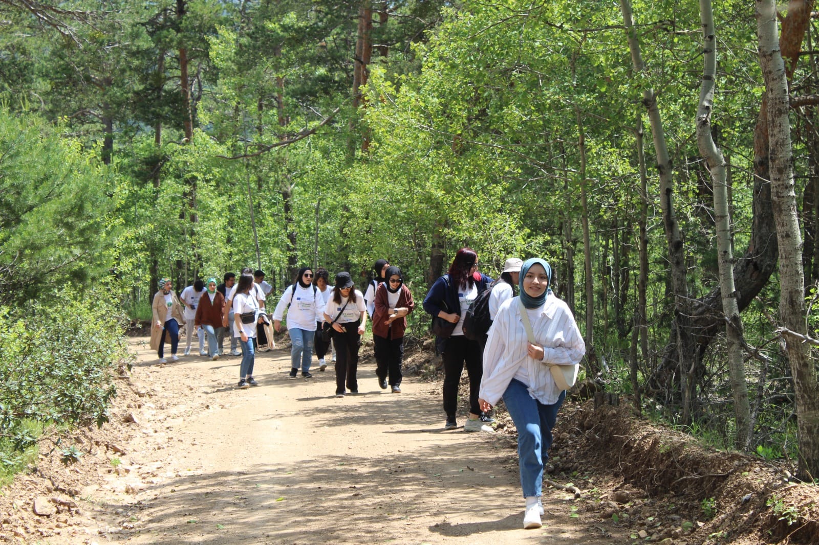 Sorgun Gençlik Derneği (SORGED) tarafından gönüllü gençler ile birlikte Yozgat’ın