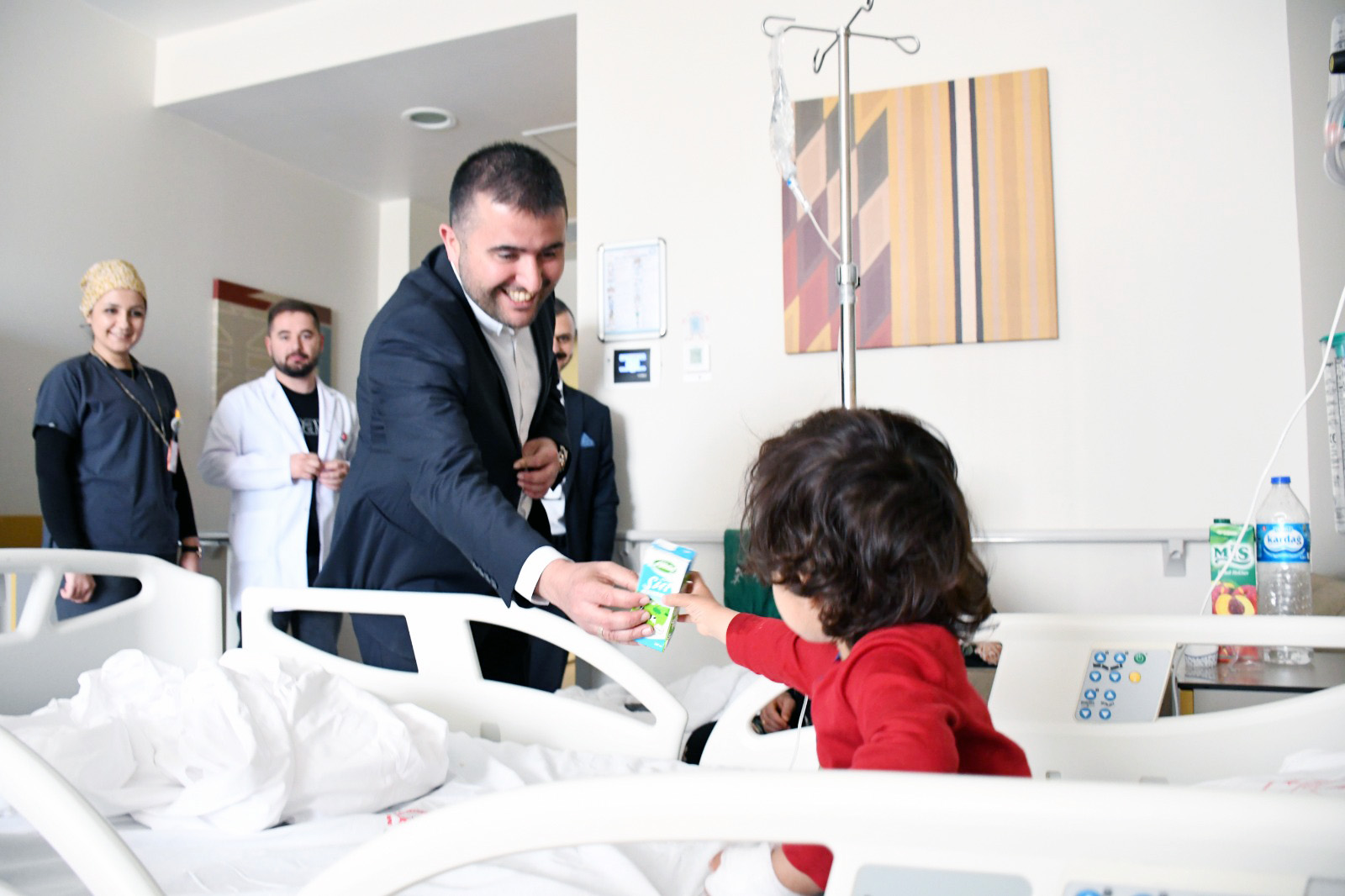 Yozgat Şehir Hastanesi Başhekimi Uz. Dr. Mustafa Kozan, sütün insan