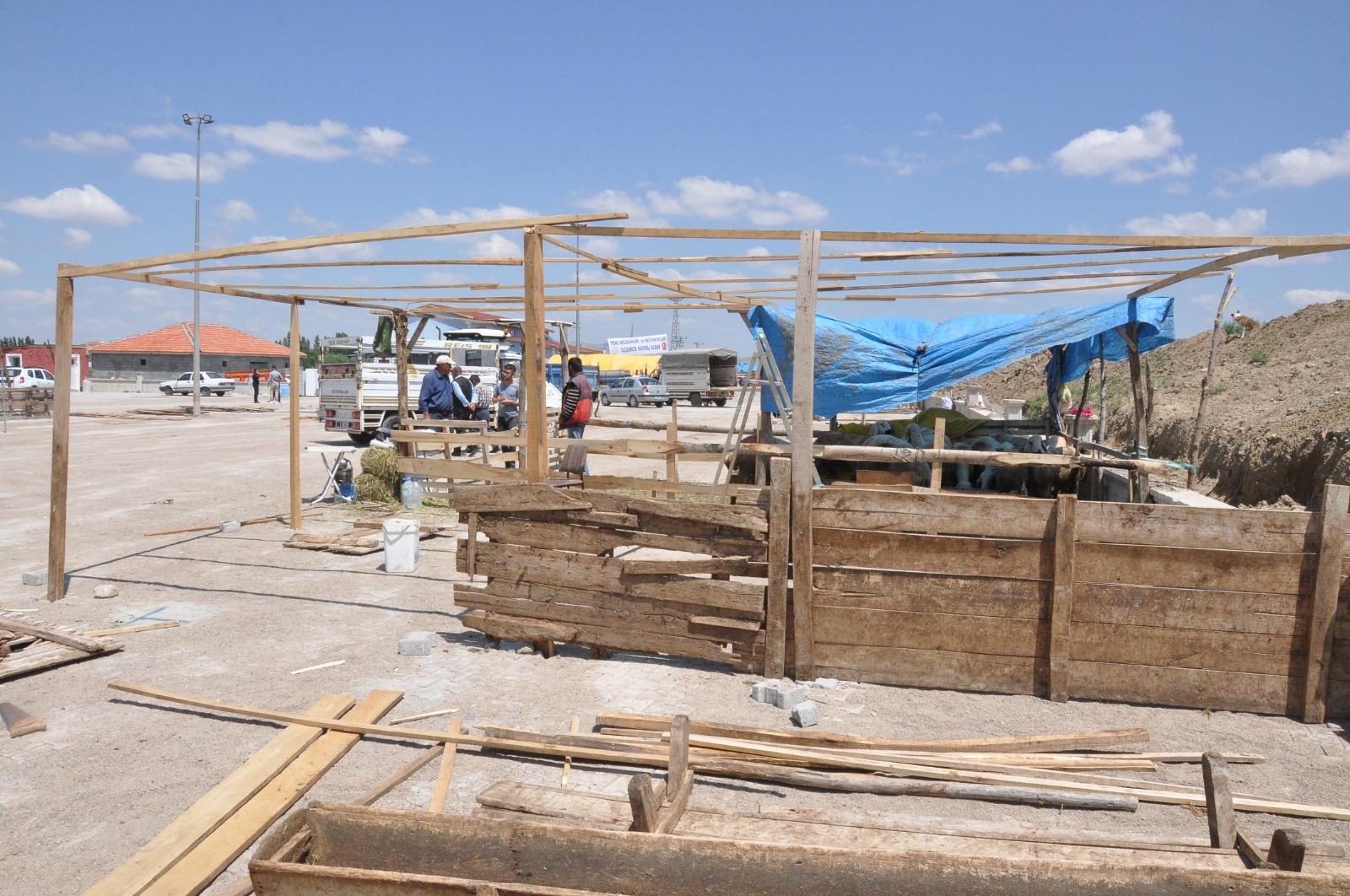 Yerköy Belediye Başkanı Ferhat Yılmaz, yeni kurban pazarının, yeni mezbahana