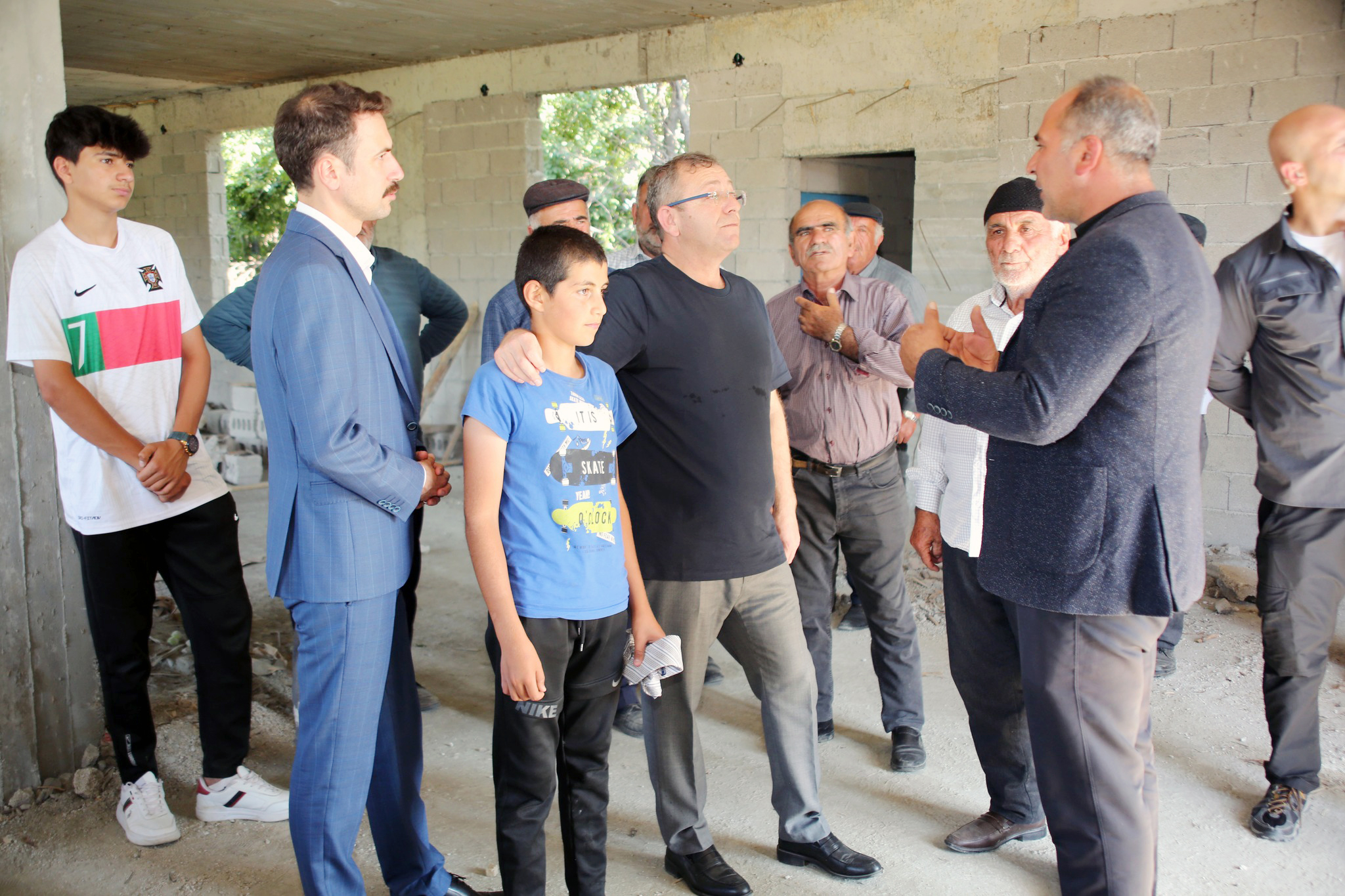 Yozgat Valisi Ziya Polat Saraykent ilçesinde gerçekleştirdiği ziyaret programı sırasında