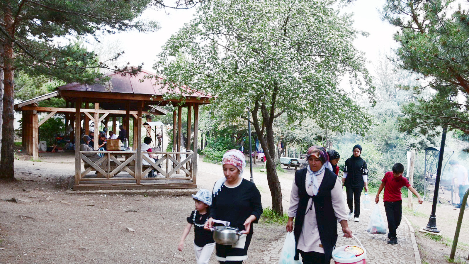 Yozgat’ta kurban bayramı ile birlikte kurbanını kesen vatandaşlar Türkiye’nin ilk