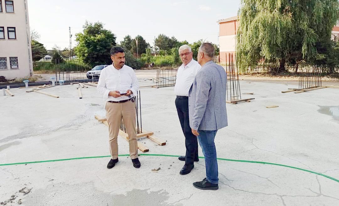 Yozgat İl Milli Eğitim Müdürü Yusuf Yazıcı, beraberindekiler ile birlikte