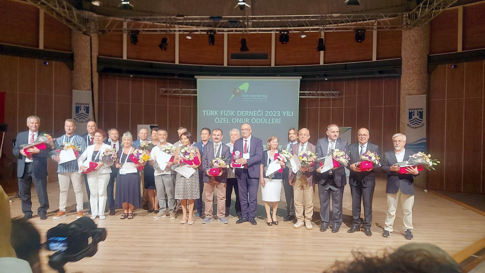 Yozgat Bozok Üniversitesi Fen Edebiyat Fakültesi Öğretim Üyesi Prof. Dr.