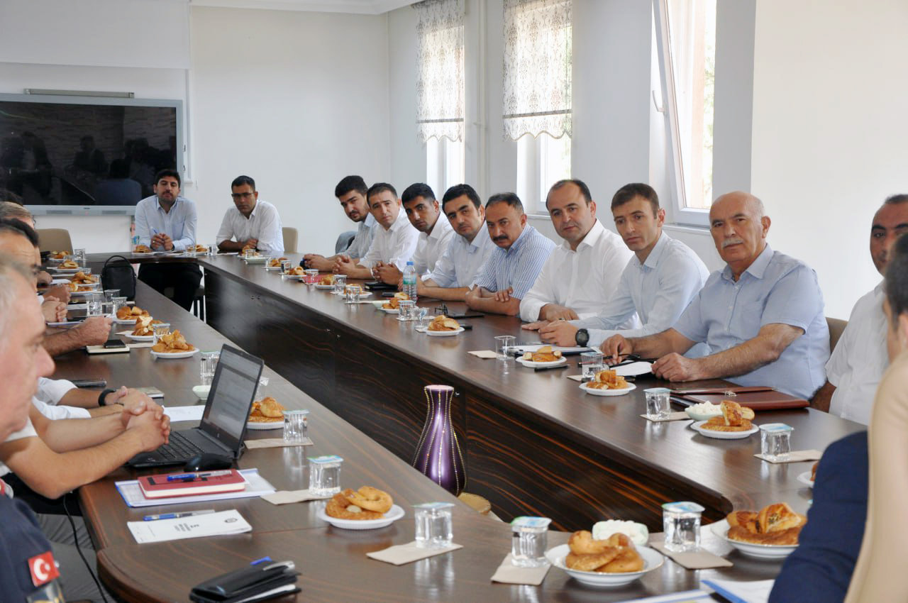 Çekerek’te 2023/2024 eğitim-öğretim yılı Müdürler Kurulu Toplantısı, İlçe Kaymakamı Hayrettin