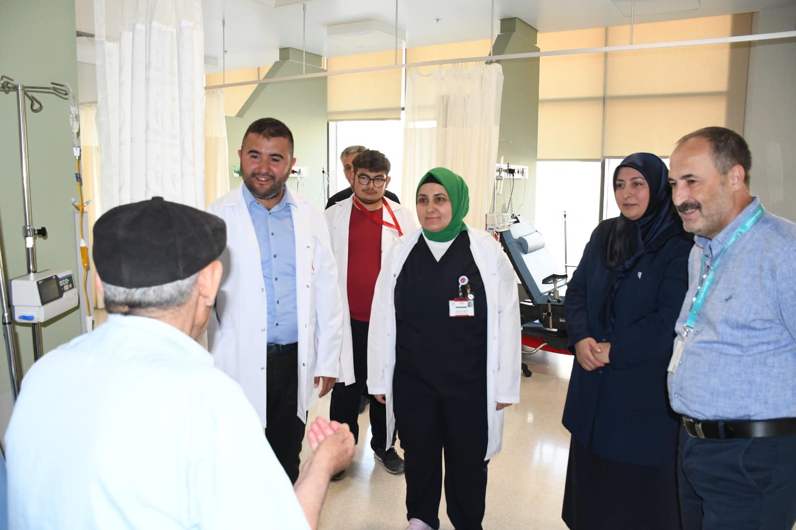 Yozgat Şehir Hastanesi Başhekimi Uz. Dr. Mustafa Kozan ve İdari