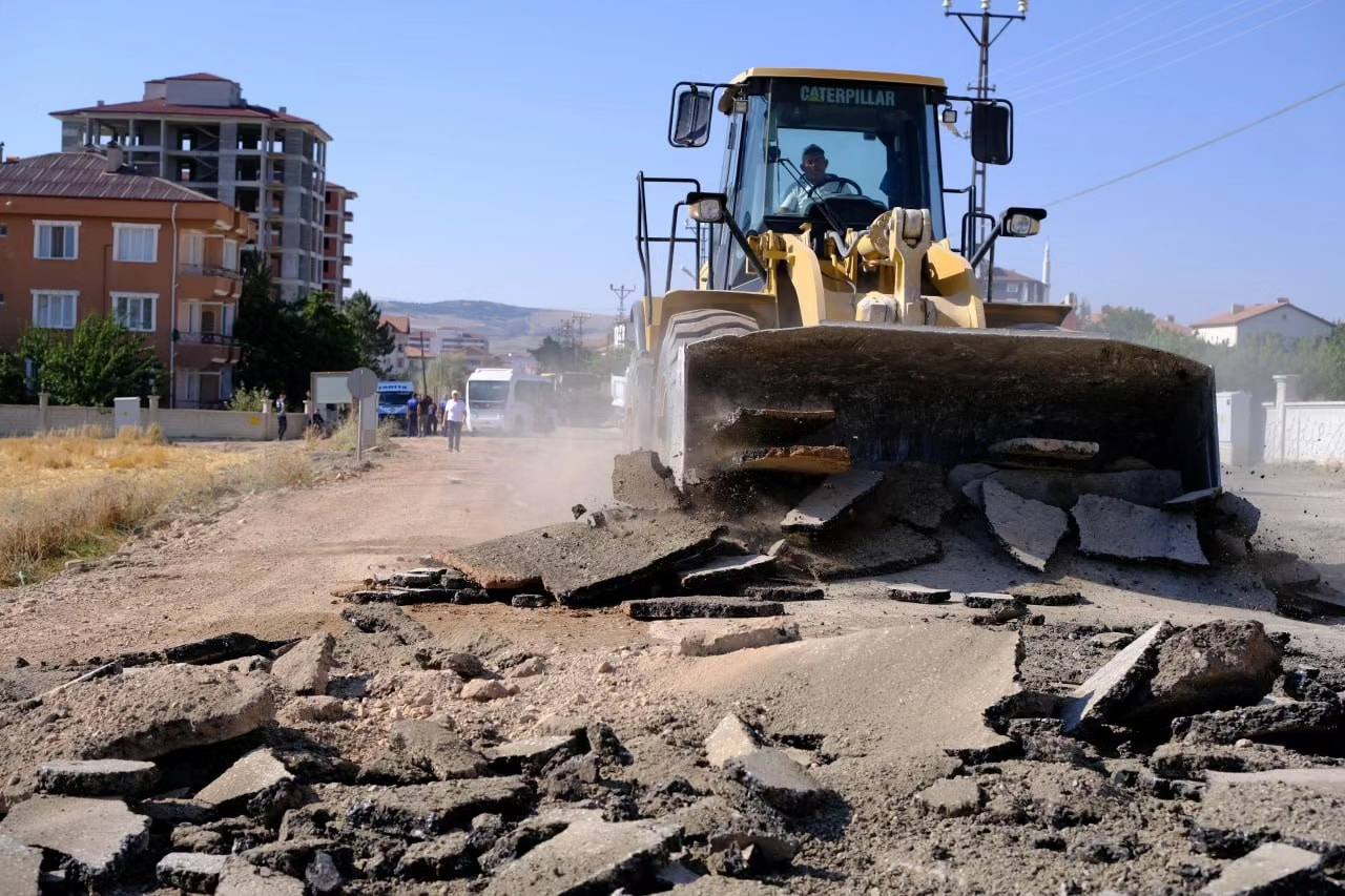 Sorgun Belediyesi, yol altyapısı ve ulaşım konularındaki hizmetlerine tüm hızıyla
