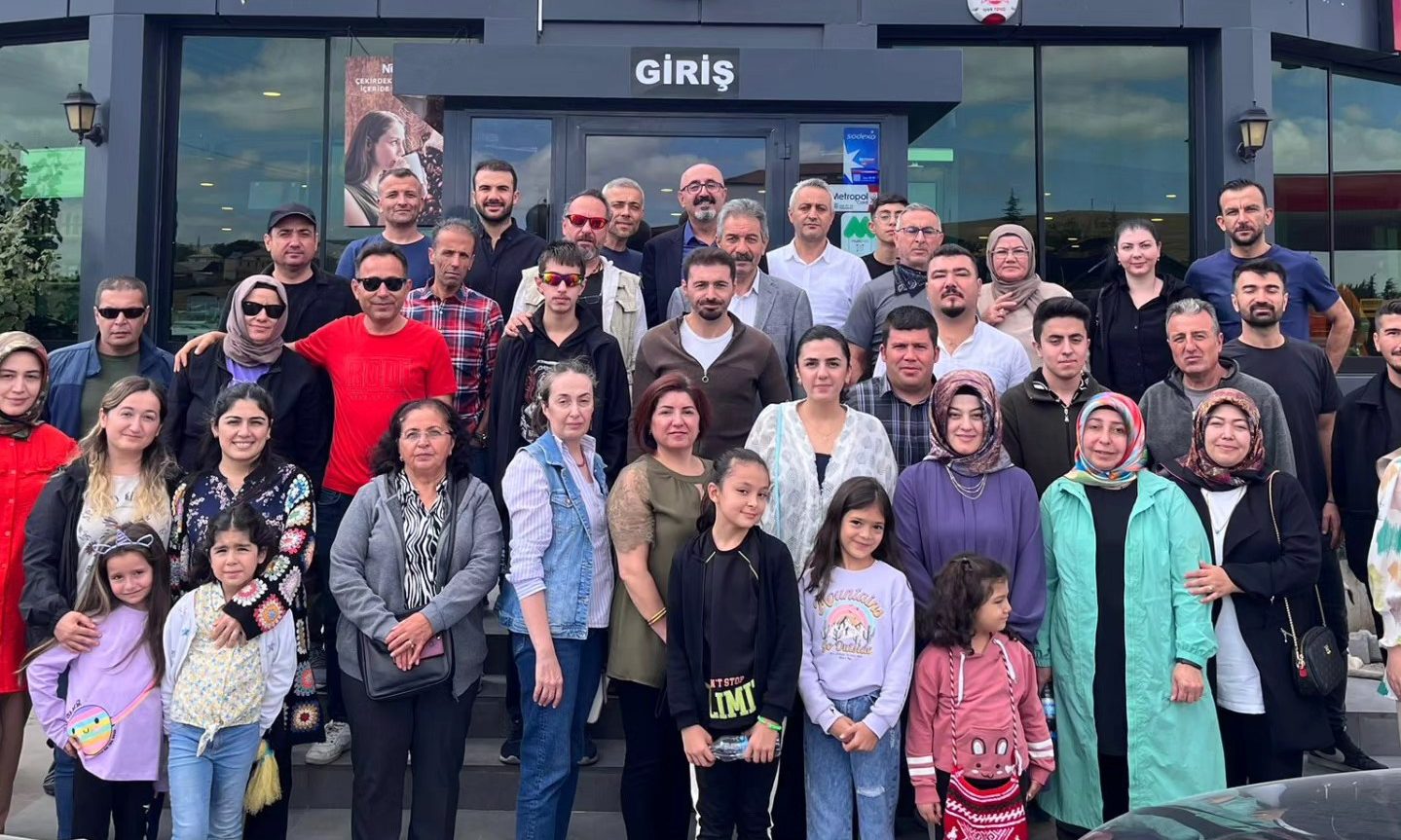 Eğitim İş Sendikası Yozgat Şubesi Başkanı Sedat Tuygun, ilçelerde bulunan