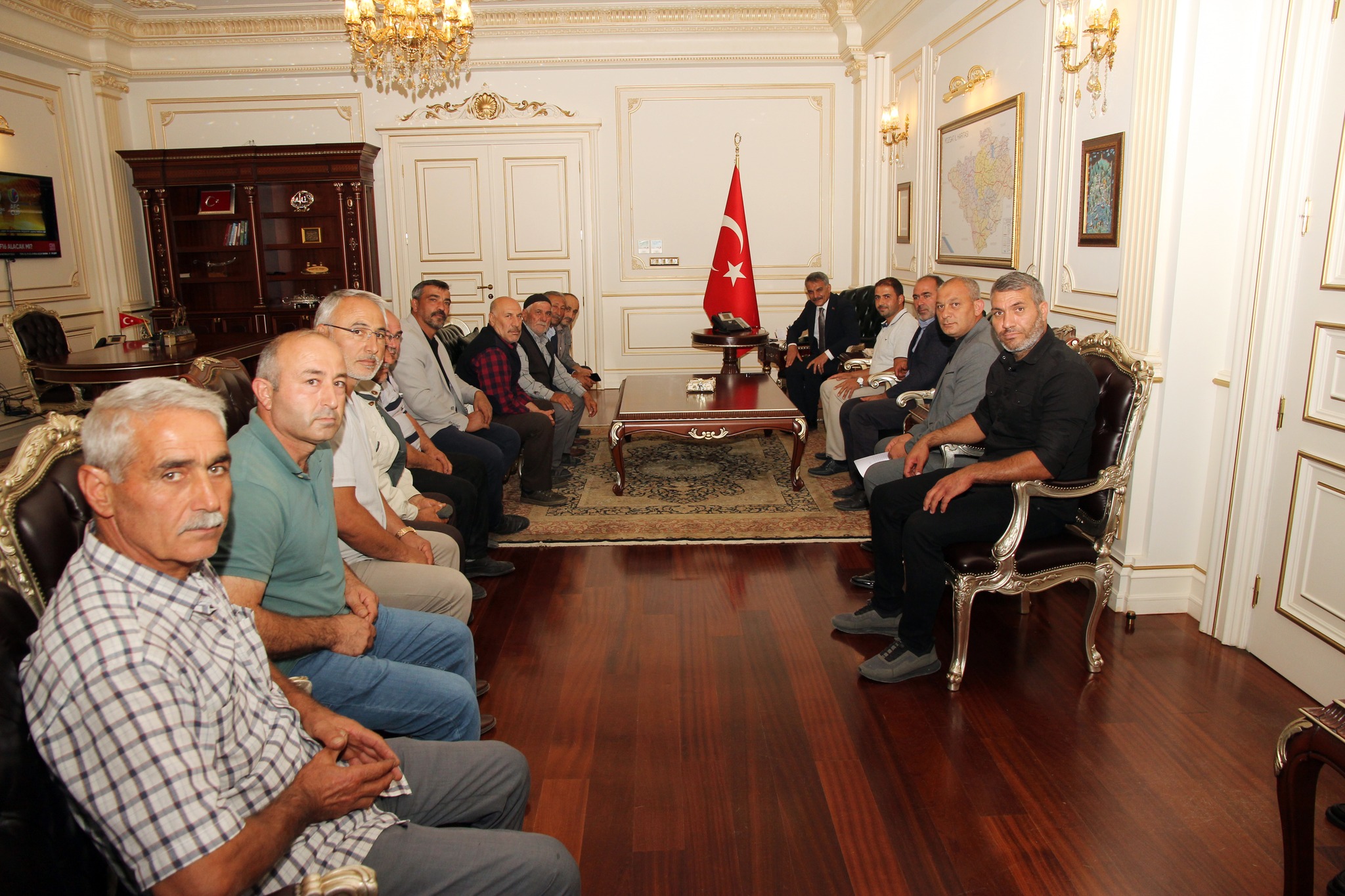 Yozgat Valisi Mehmet Ali Özkan, ilin köylerinin temsilcilerini ağırlayarak yerel