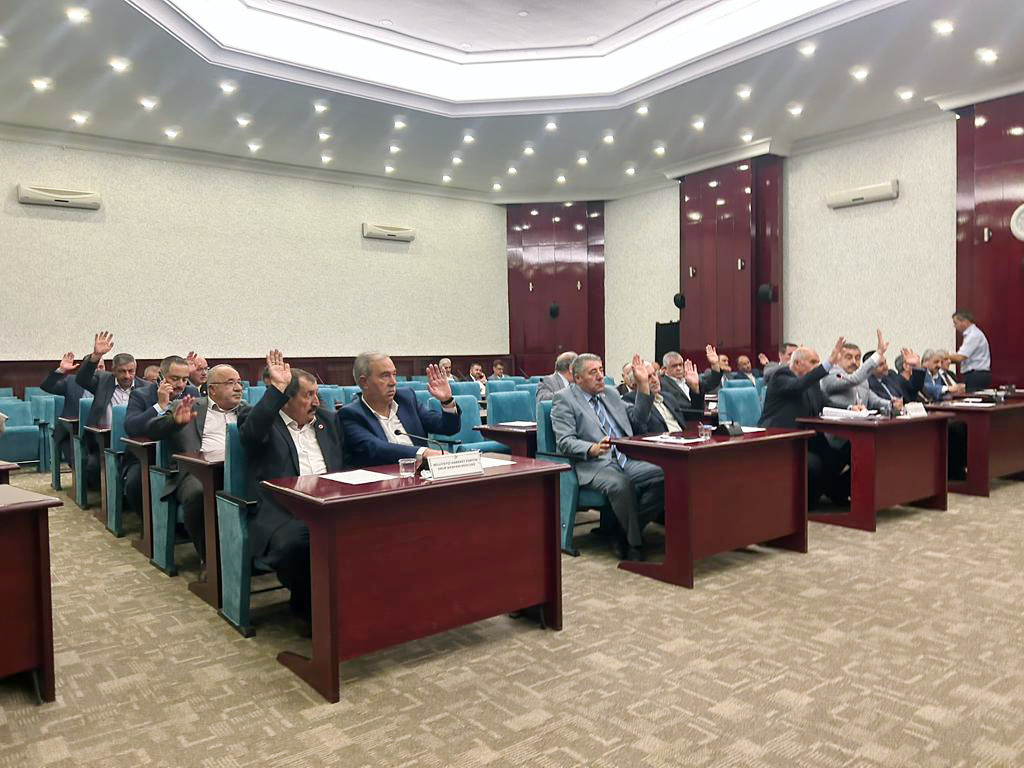 Yozgat İl Genel Meclisi İskender Nazlı başkanlığında toplanarak gündemde yer