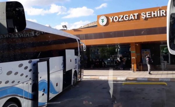 Akaryakıta yapılan zamlar taşımacılık sektöründe yaşanan fiyat artışları, vatandaşları iller