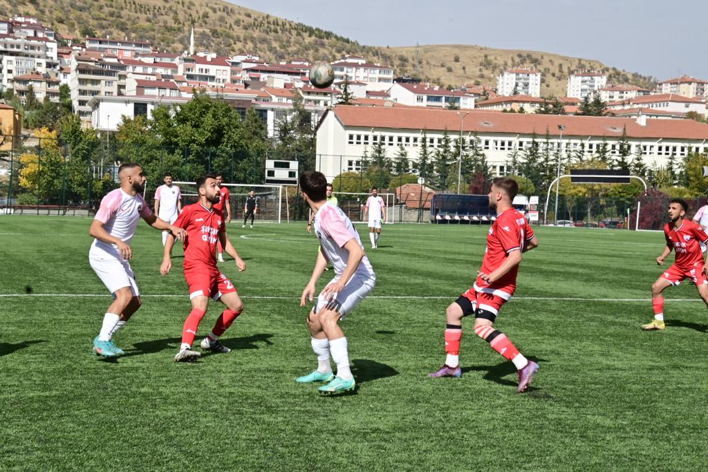 Bölgesel Amatör Ligi 11’inci grupta mücadele eden Yozgat Belediyesi Bozokspor
