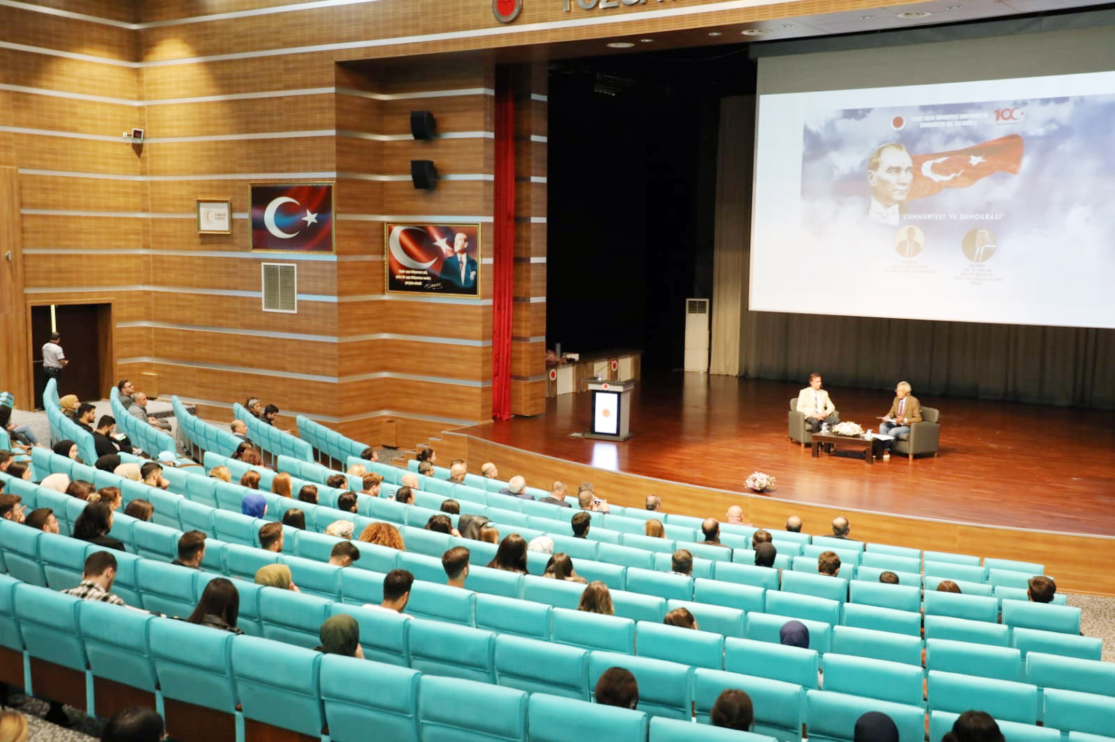 Yozgat Bozok Üniversitesi tarafından Cumhuriyetimizin 100. Yıldönümü nedeniyle düzenlenen konferanslar