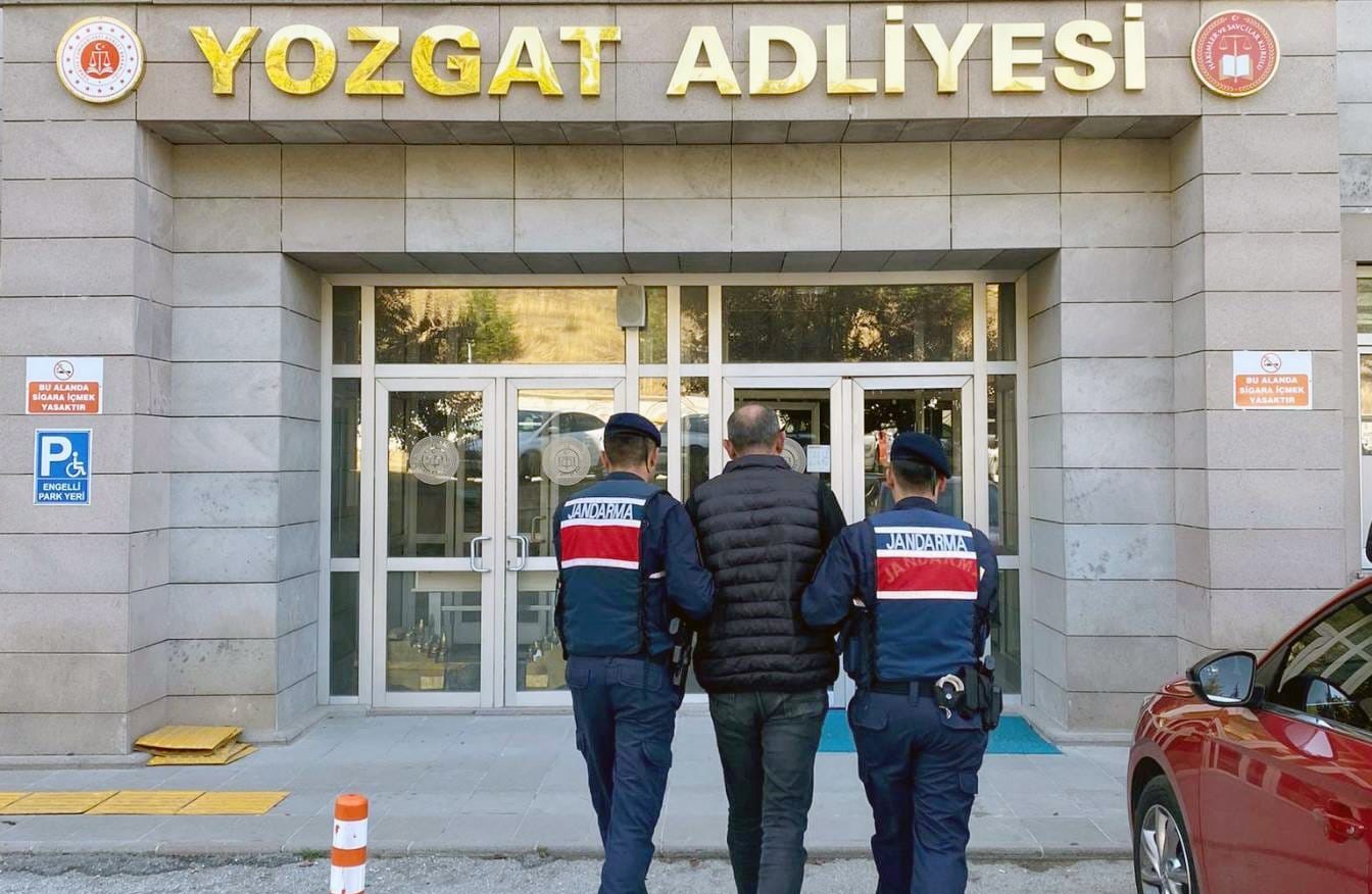 Yozgat İl Jandarma Komutanlığı ekipleri, adli makamlarca aranan şahısların yakalanması