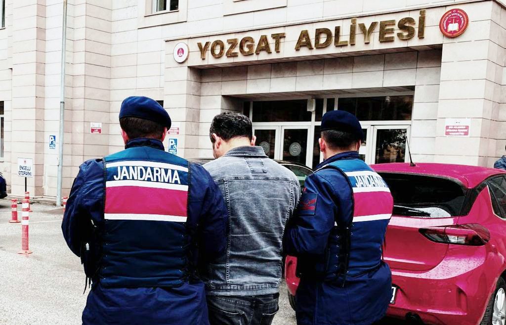 Yozgat İl Jandarma Komutanlığı, bölgede adli makamlarca aranan şahısların yakalanması