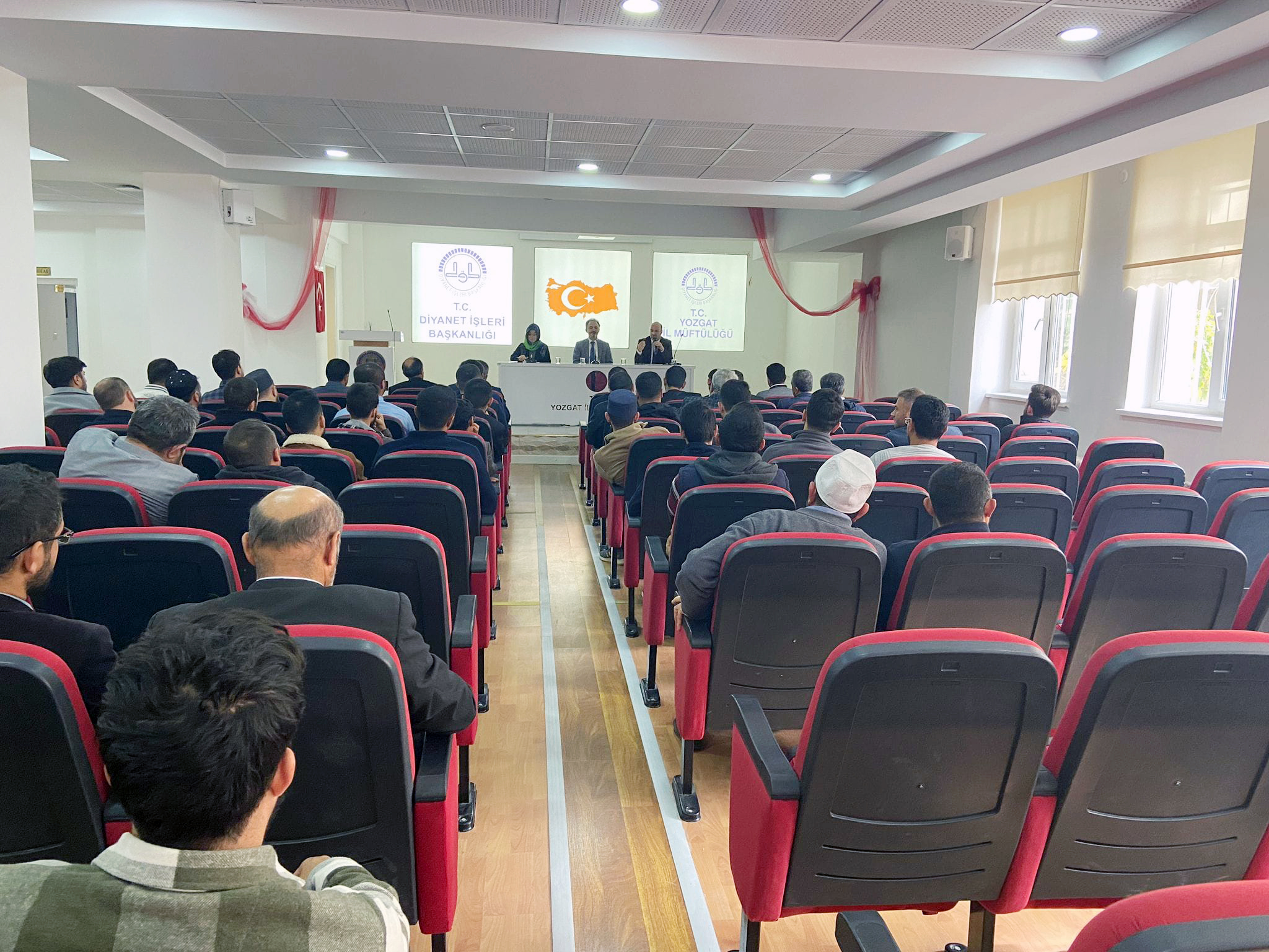 Yozgat İl Merkezine bağlı köylerde görev yapan Din Görevlilerine yönelik