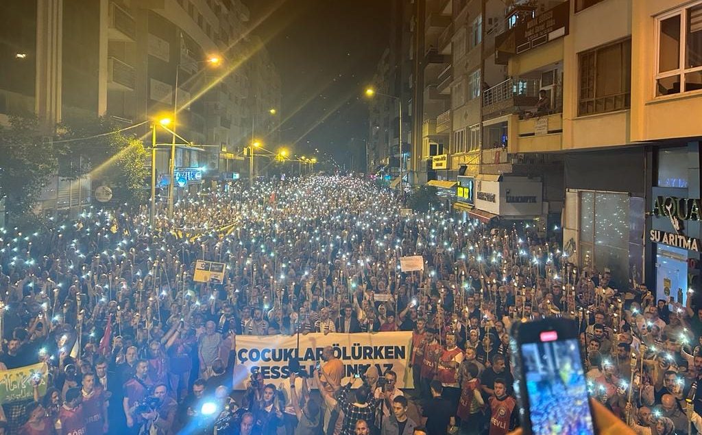 Antalya’da büyük bir katılımla gerçekleşen "Filistin’e Destek, İsrail’e Lanet Yürüyüşü"nde