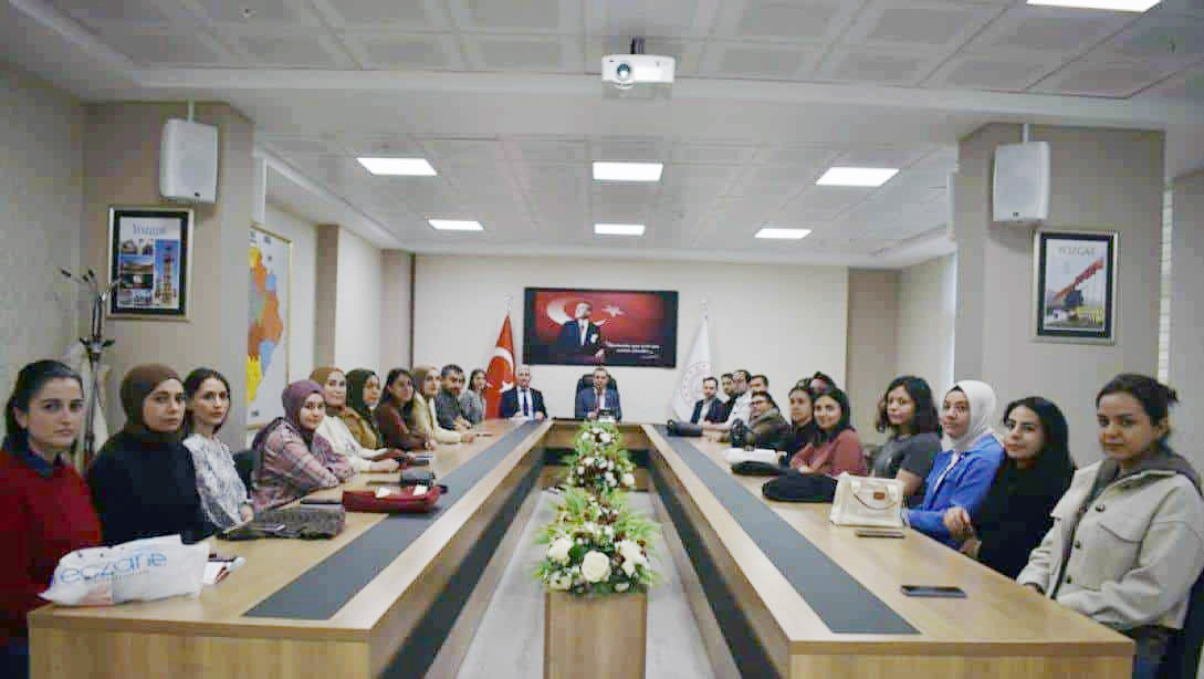 Yozgat İl Milli Eğitim Müdürü İsmail Altınkaynak, öğretmenlerin öğrencilere dokunan