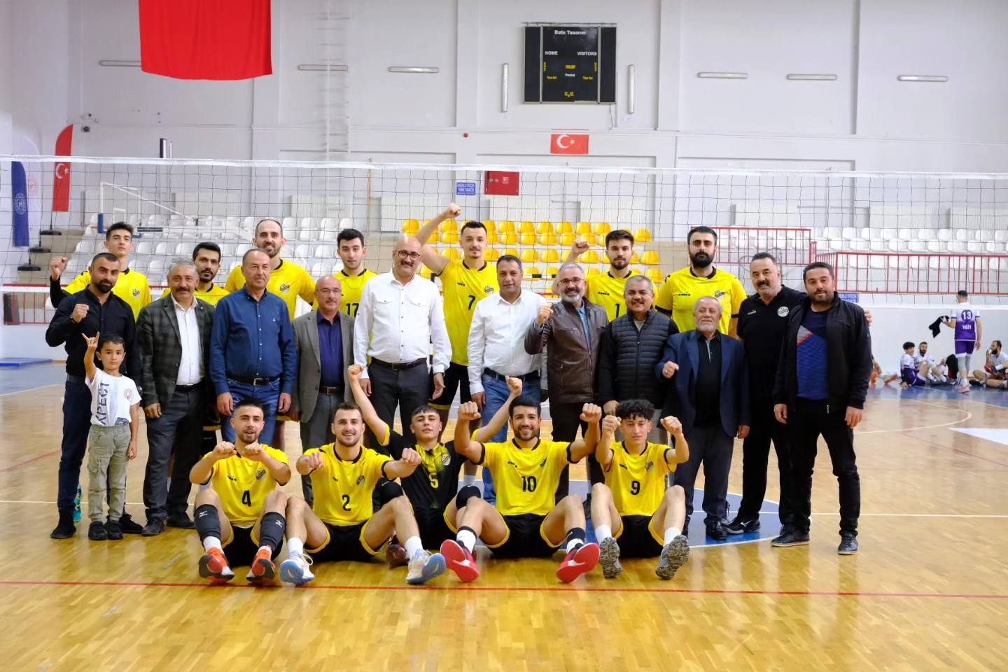 Voleybol Erkekler İkinci Ligi 4’üncü grupta mücadele eden Sorgun Belediyespor