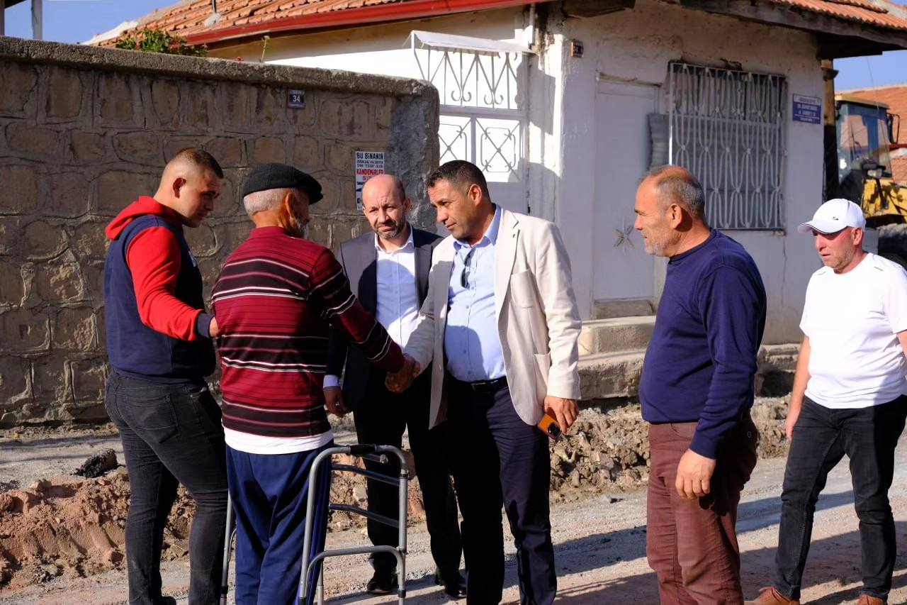 Sorgun Belediye Başkanı M. Erkut Ekinci, ilçede yapımı devam eden
