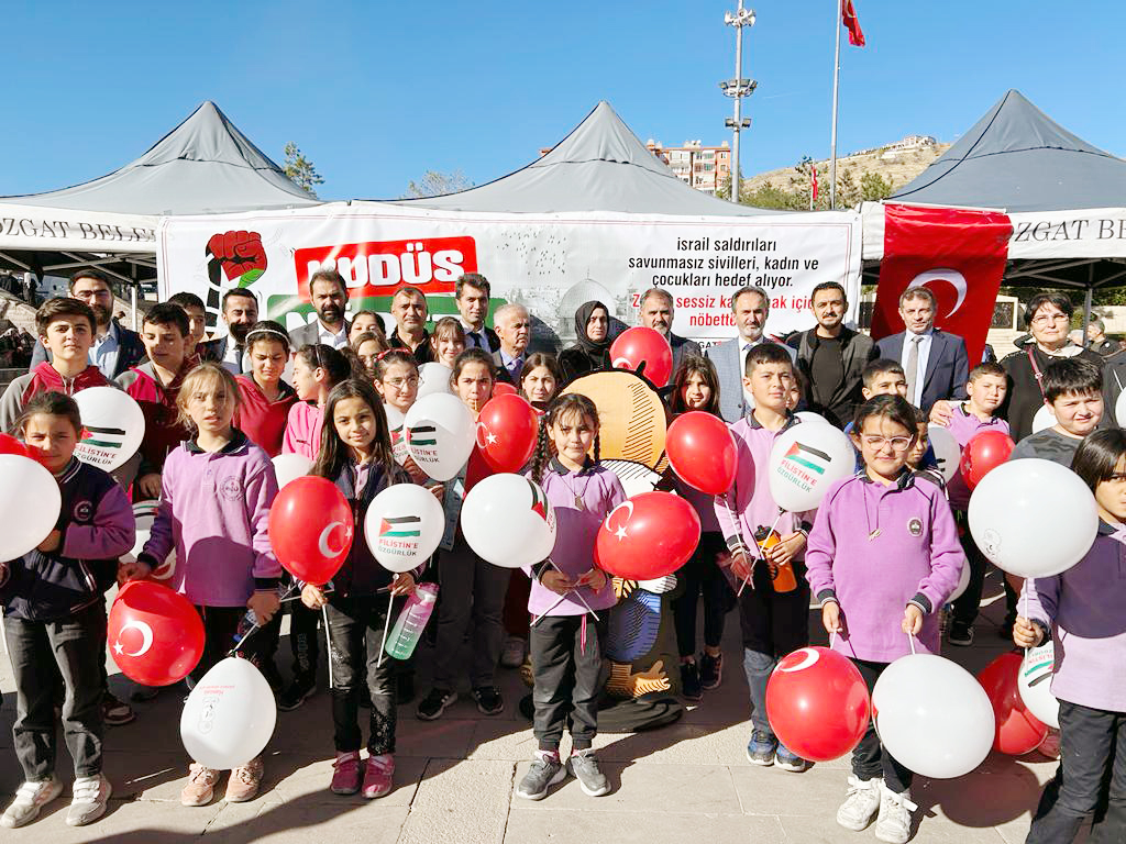 İsrail’in savunmasız sivilleri, kadınları ve çocukları hedef alarak Filistin’e yaptığı