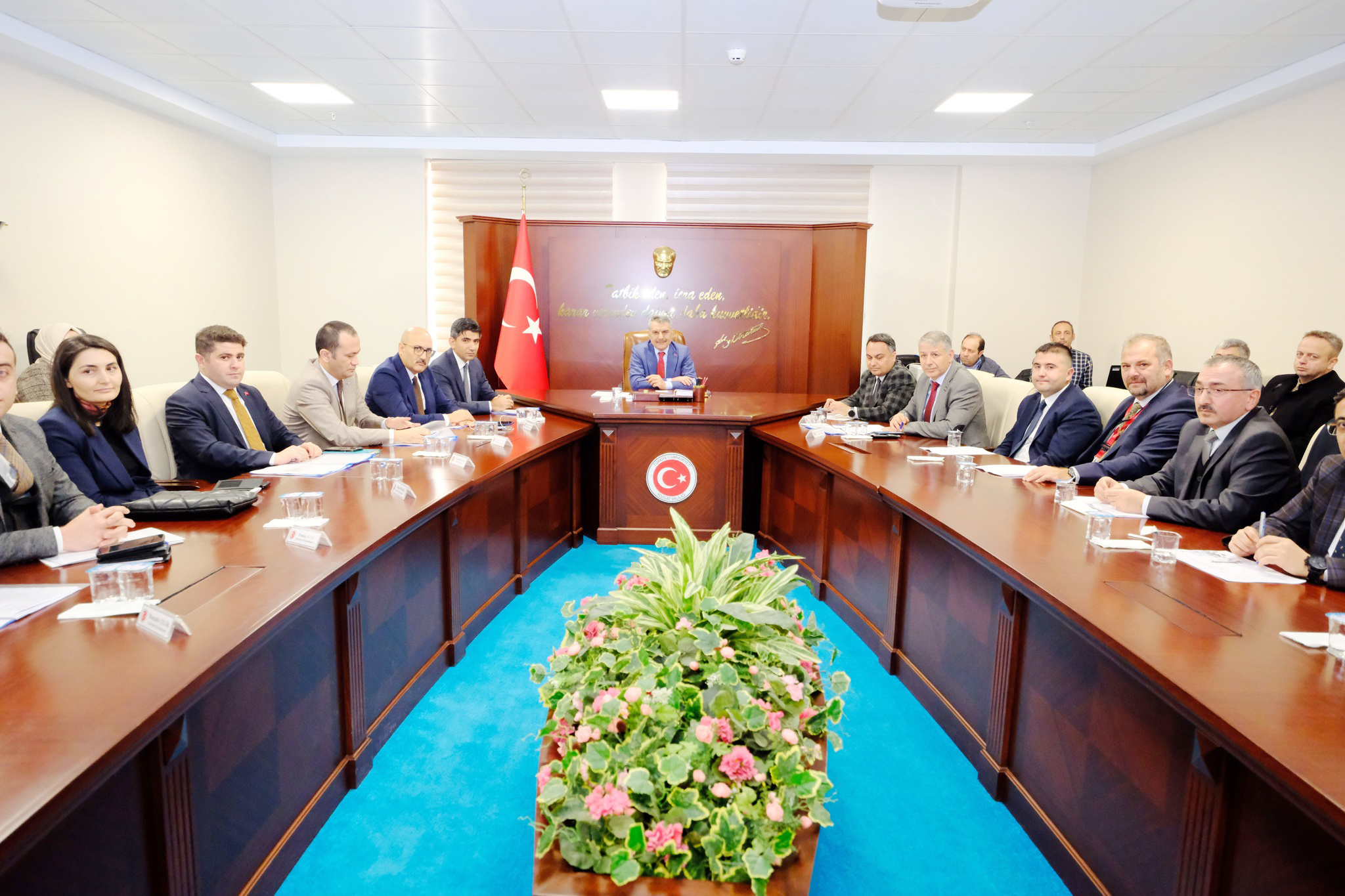 Vali Özkan,  Başkanlığında Sağlık Hizmetleri  Değerlendirme Toplantısı yapıldı