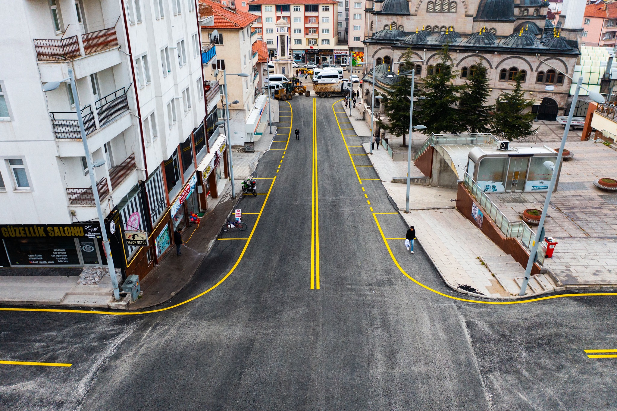 Akdağmadeni Belediye Başkanı Uz Dr. Nezih Yalçın, ilçede gerçekleştirilen sıcak