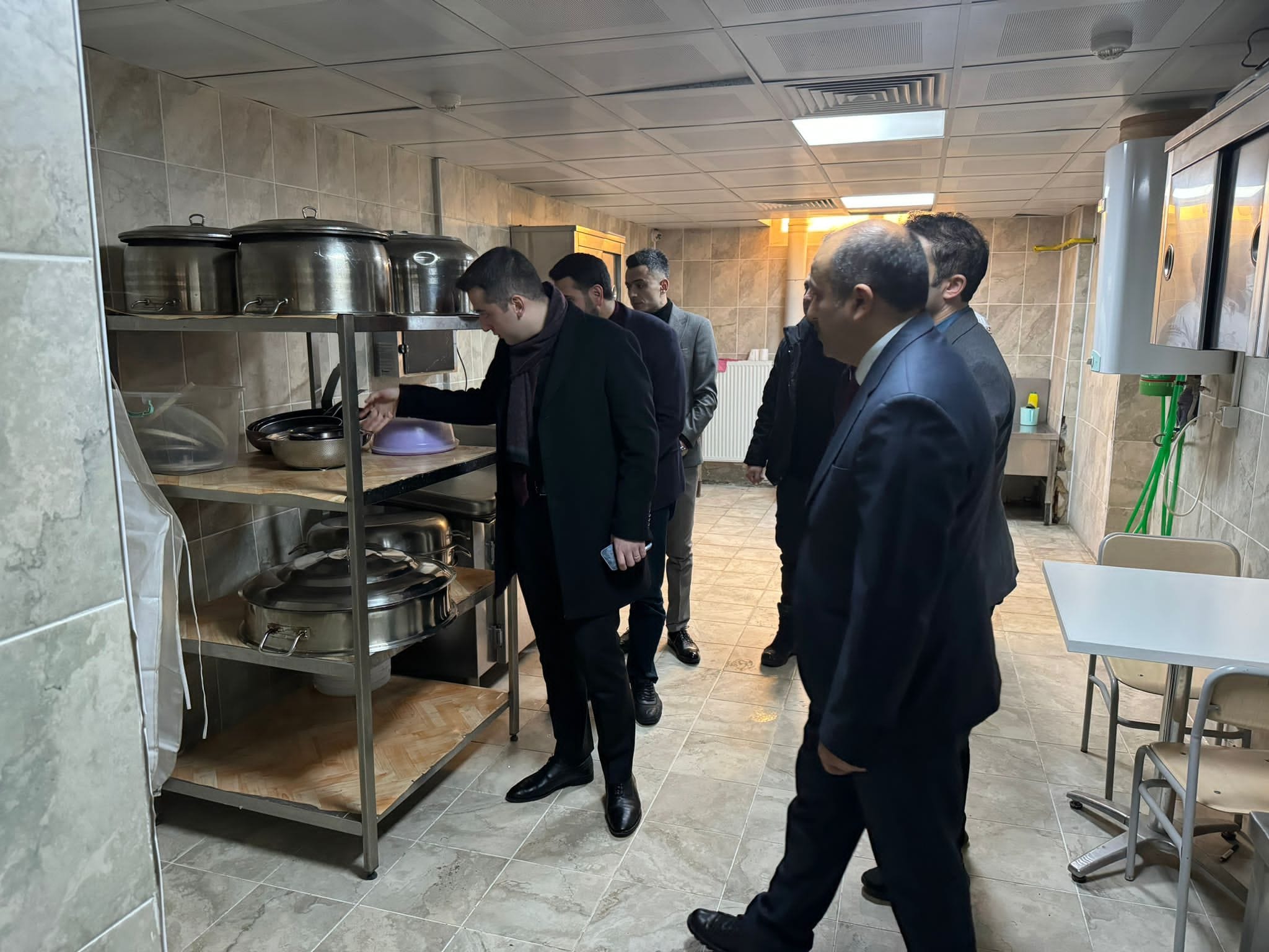 Saraykent Kaymakamı Osman Kurt, ilçedeki eğitim kurumlarına yönelik gerçekleştirdiği ziyaretler