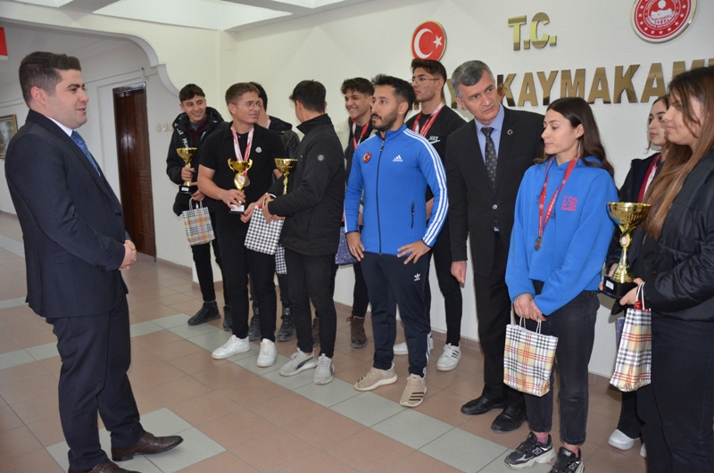 Sarıkaya Kaymakamı Ahmet Nuri Demir, Yozgat’ta düzenlenen 2023-2024 eğitim ve