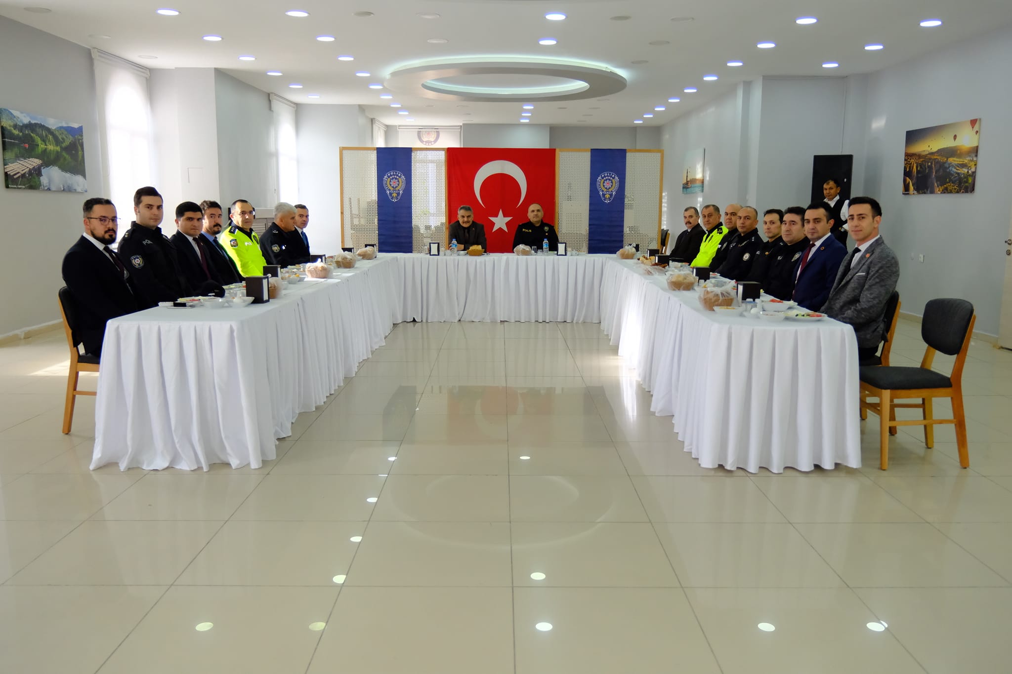 Yozgat Valisi Mehmet Ali Özkan, İl Emniyet Müdürü Recep Tecimer,