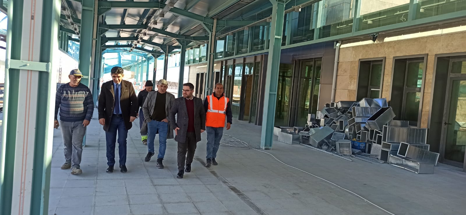 Yerköy Kaymakamı Muharrem Coşgun, ilçedeki Yüksek Hızlı Tren istasyonu inşaat