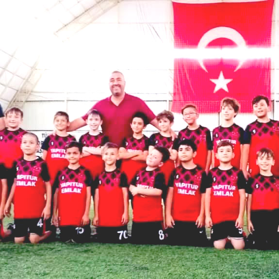 Yozgat’ta uzun yıllardır faaliyet gösteren Bölükbaşı Halı Saha Tesisleri sahibi