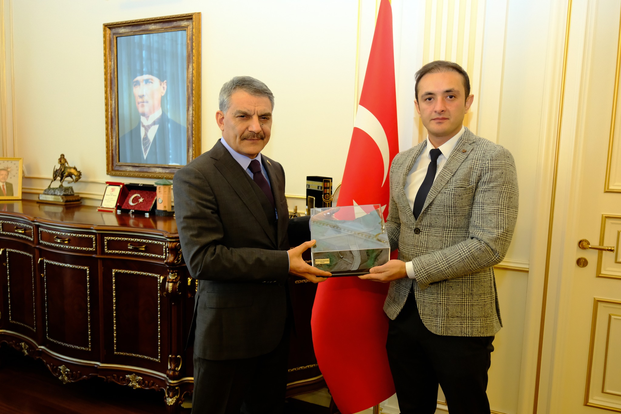 Yerköy İnandık Barajı'nın su tutulmaya başlamasıyla birlikte, bölgedeki çiftçilere önemli