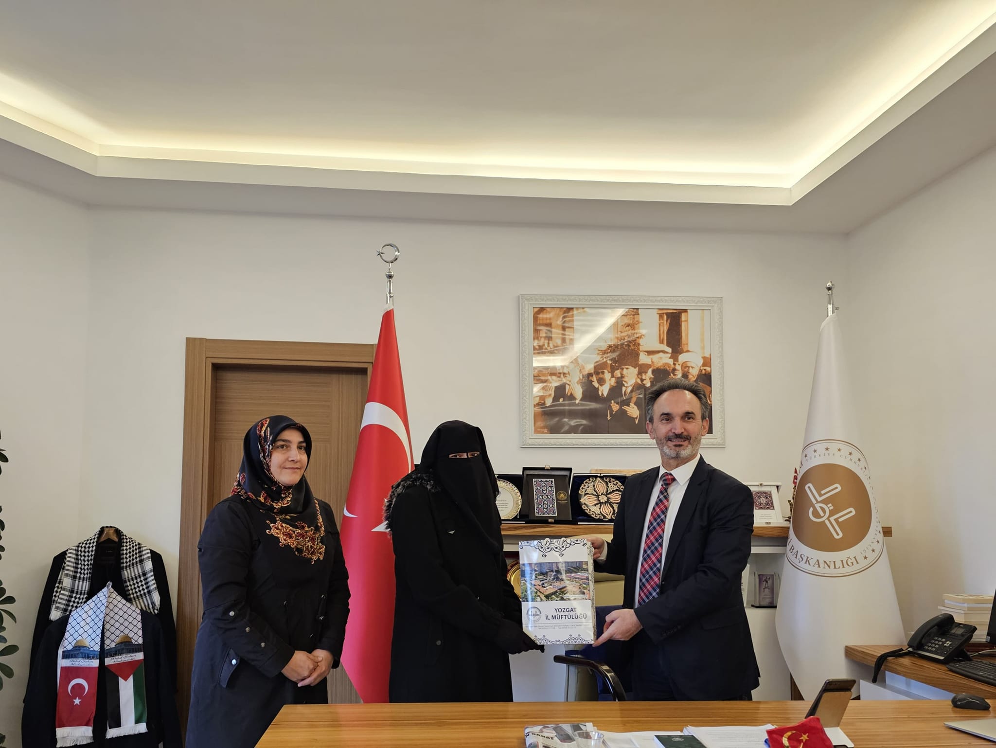 İl Müftüsü Ali Gülden İl Müftülüğüne bağlı İmran Hafızlık Kız