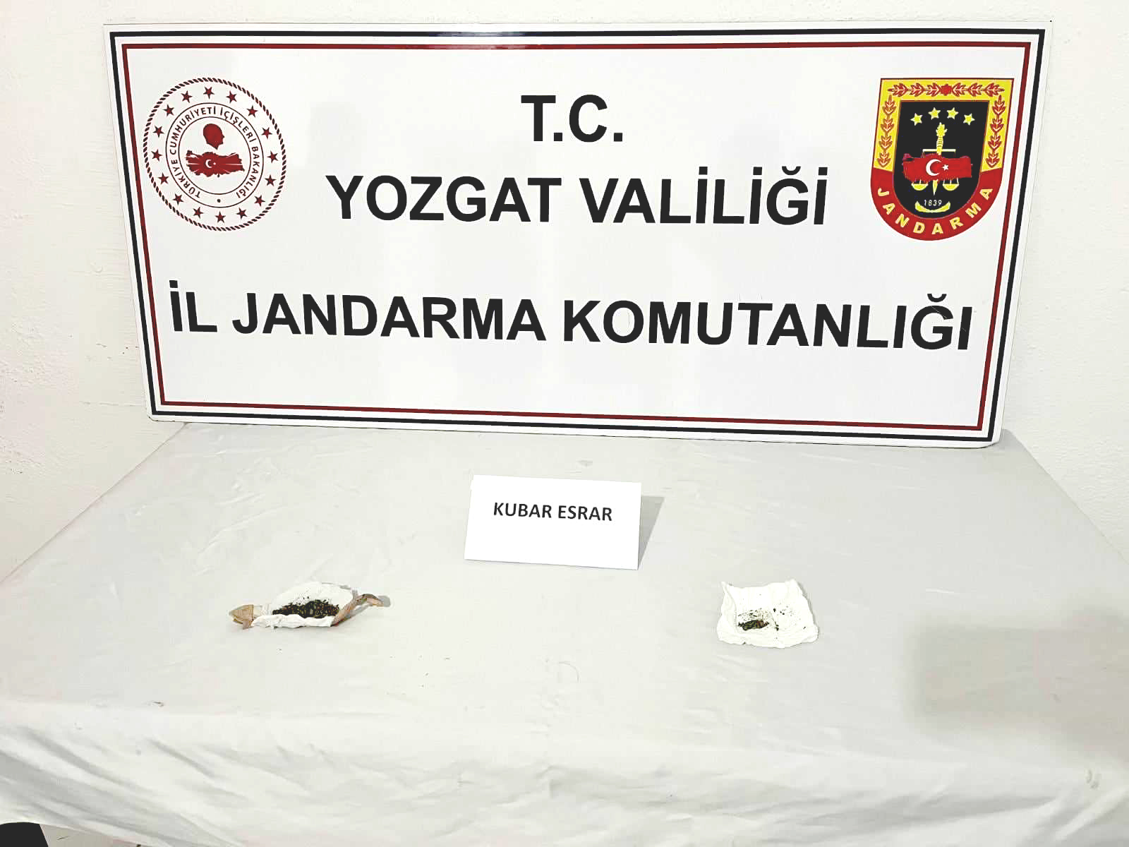 Yozgat İl Jandarma Komutanlığı ekipleri uyuşturucu madde kullanan ve satan
