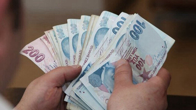 Devletin çeşitli birimlerinde görev yapan memurlar, 2024 yılının ilk günlerinde