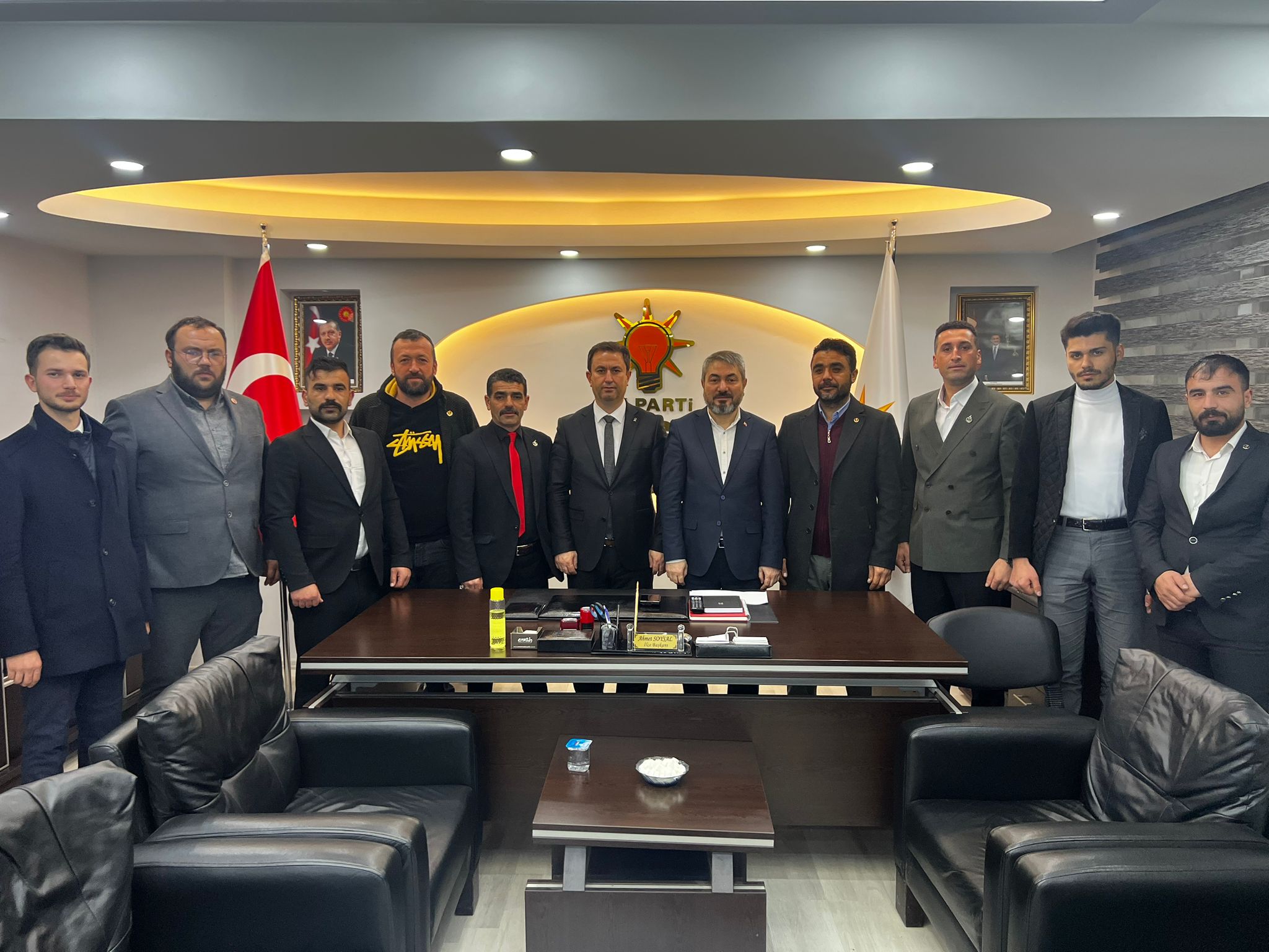 Yerel seçimlerin yaklaşmasıyla birlikte siyasi partiler arasında ittifaklar da şekillenmeye