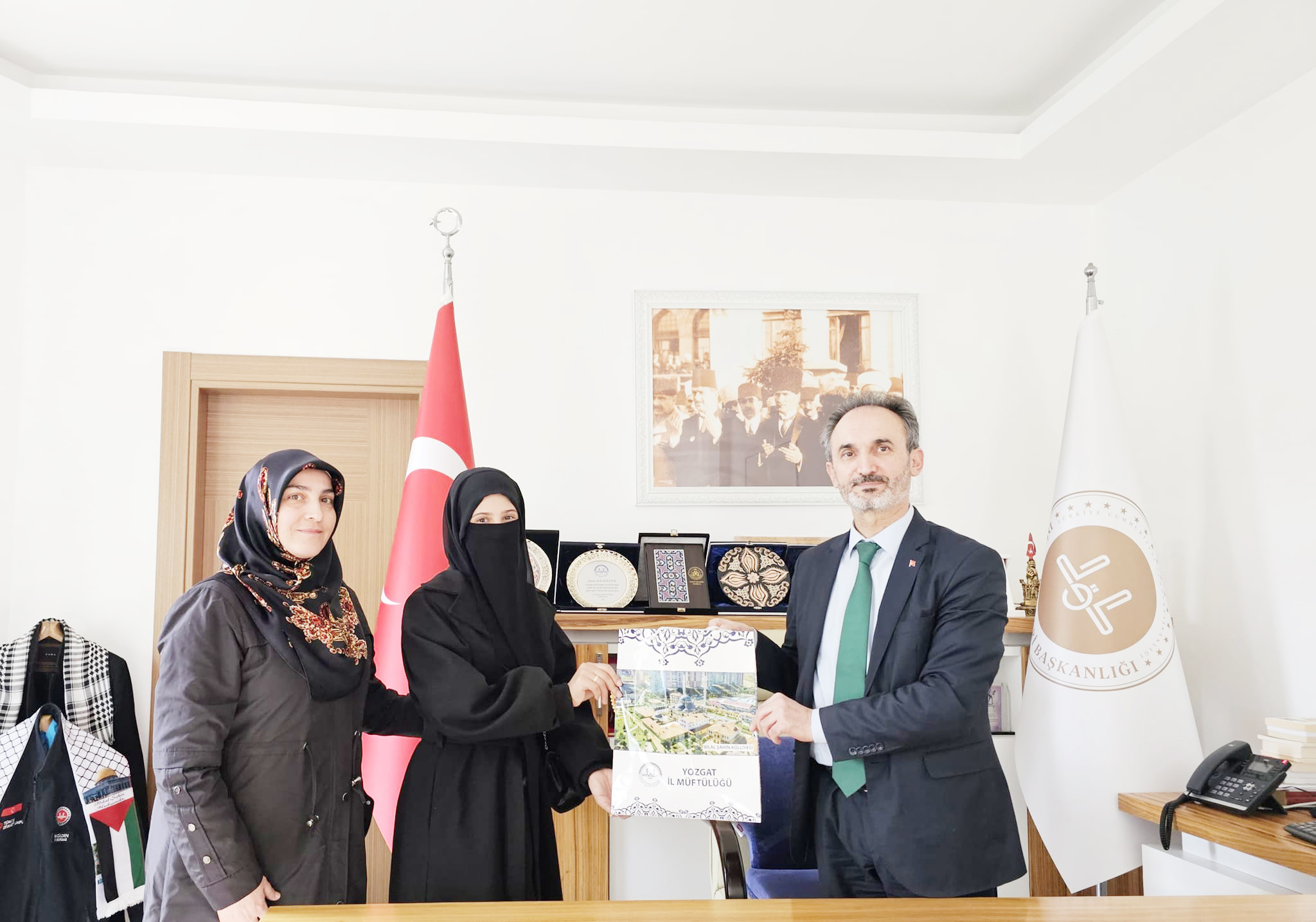 Yozgat İl Müftülüğü İmran Hafızlık Kız Kur'an Kursu'nda hafızlık eğitimini