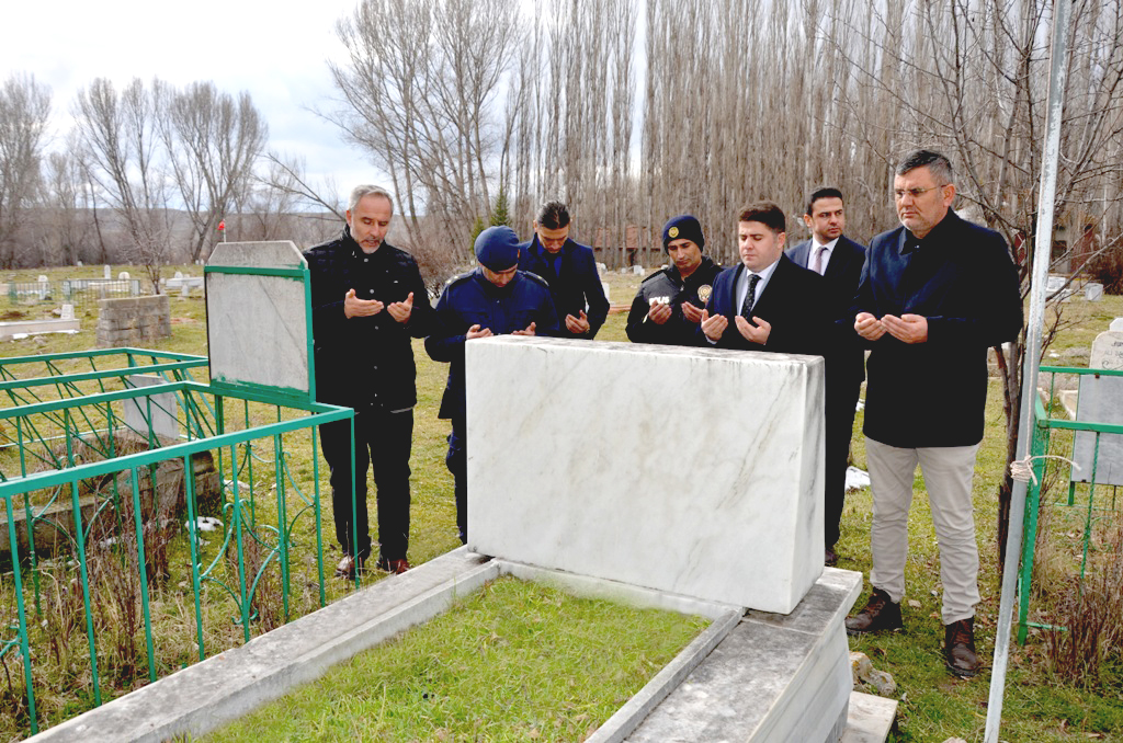 Sarıkaya Kaymakamı Ahmet Nuri Demir, 1978 yılında sevk esnasında aracın